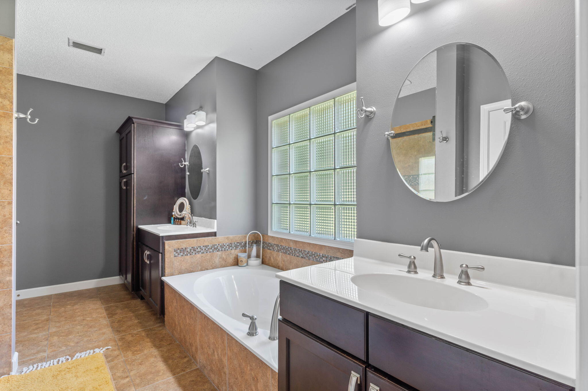 ROCKY BAYOU ESTATES 01 - Residential