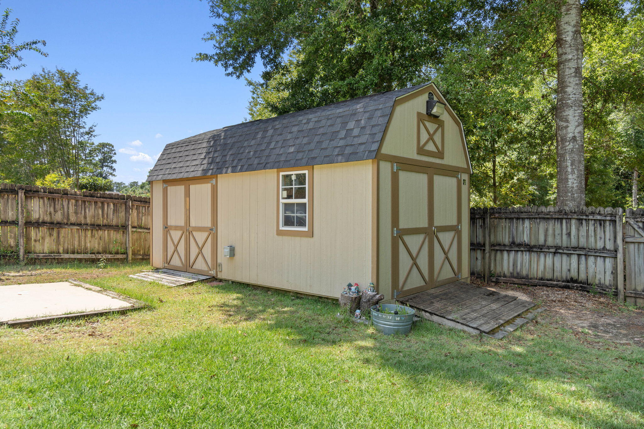 ROCKY BAYOU ESTATES 01 - Residential