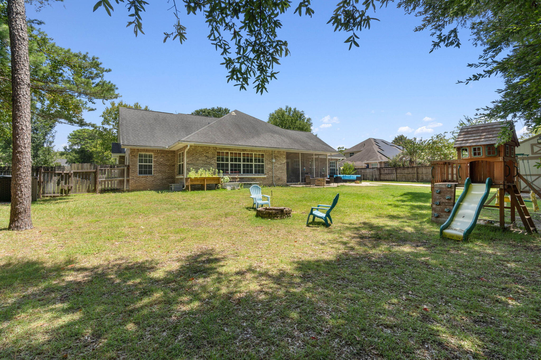 ROCKY BAYOU ESTATES 01 - Residential