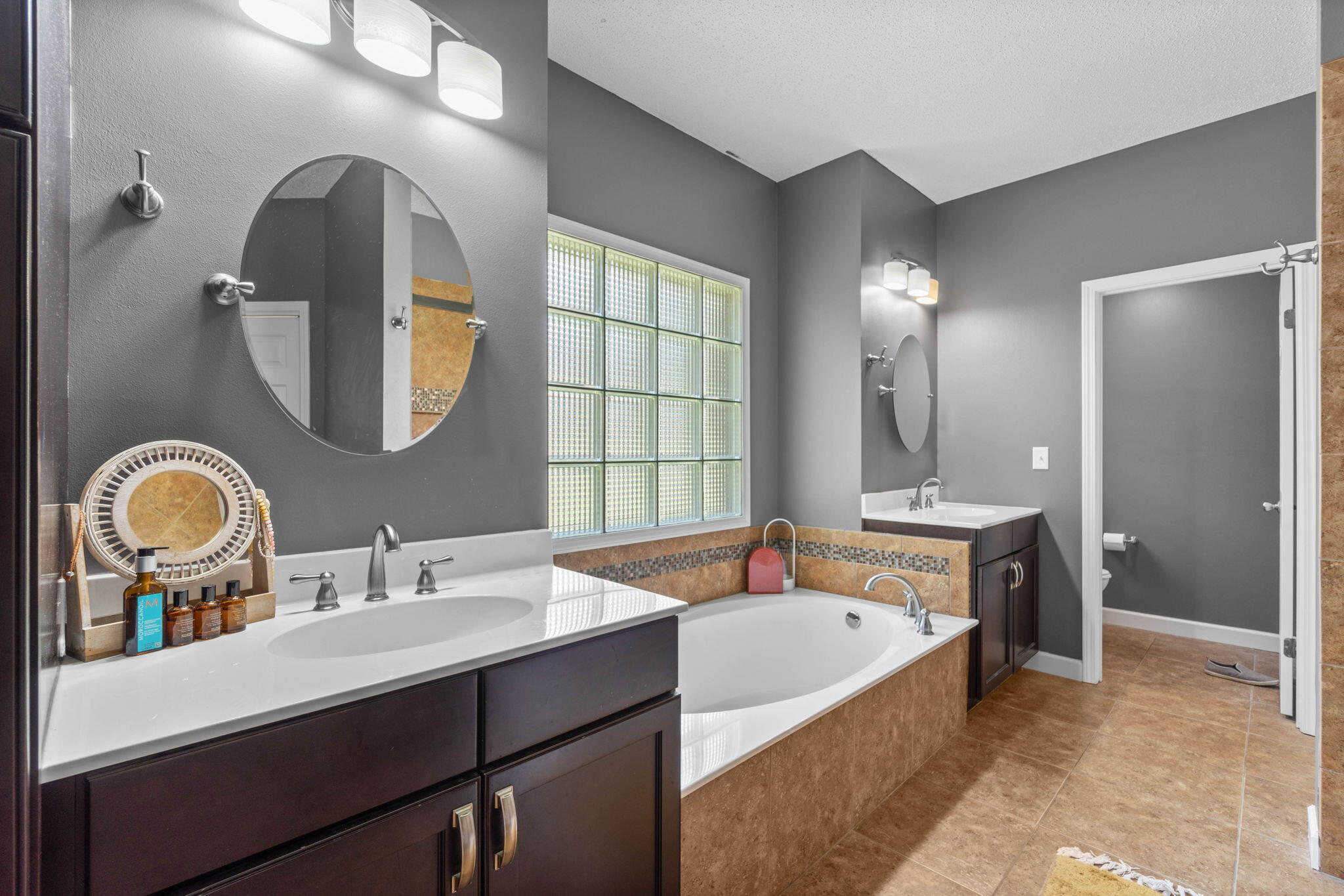 ROCKY BAYOU ESTATES 01 - Residential