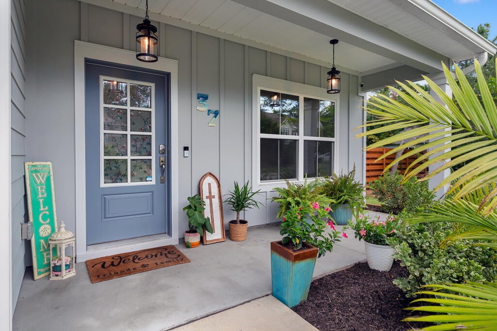MAGNOLIA BAY ESTATES - Residential