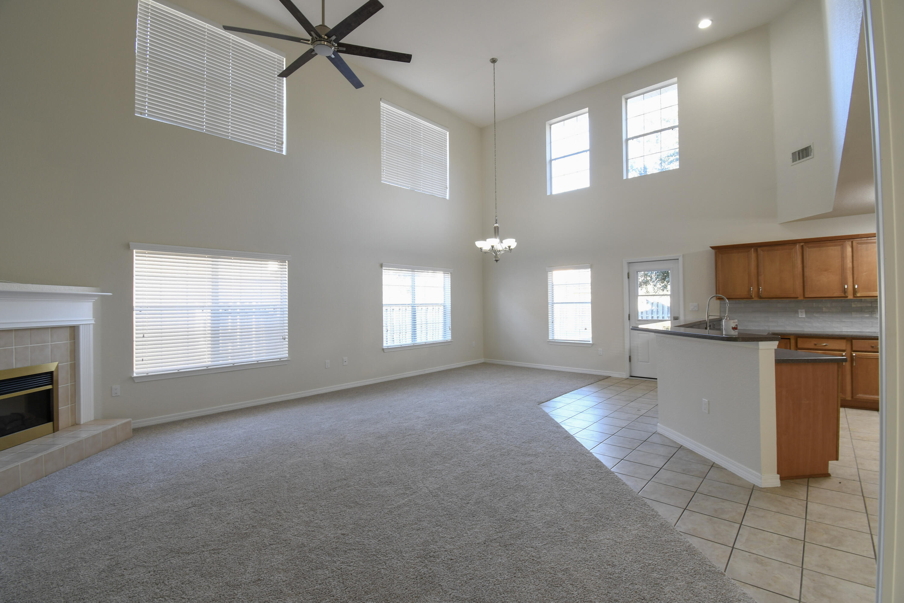 DRIFTWOOD ESTATES - Residential Lease
