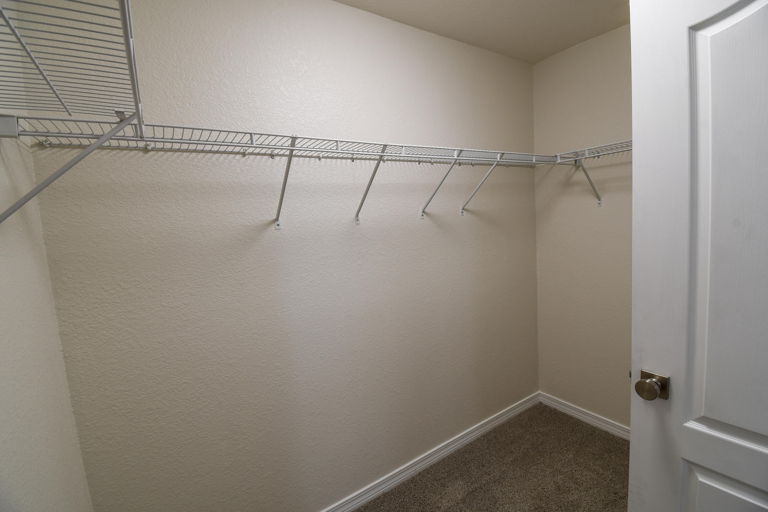 DRIFTWOOD ESTATES - Residential Lease