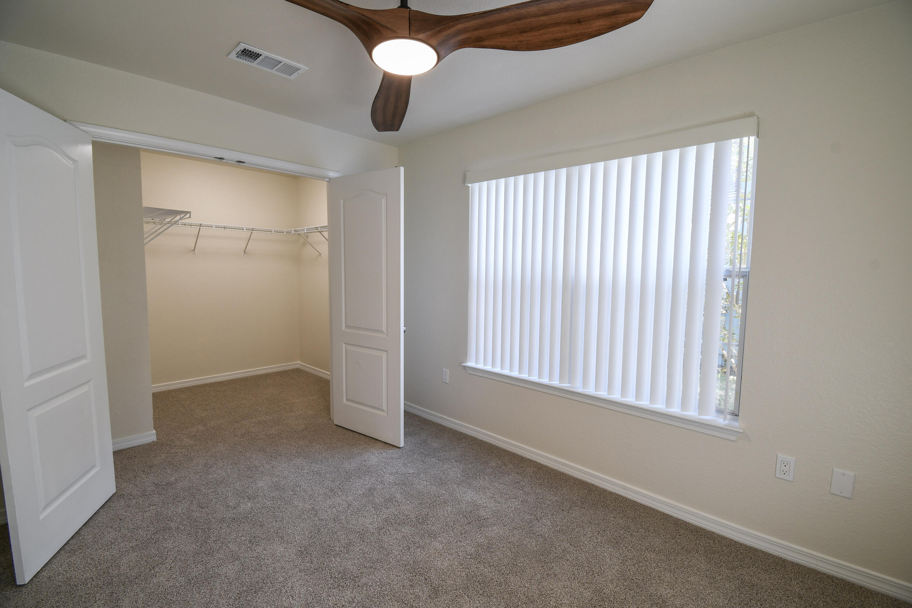 DRIFTWOOD ESTATES - Residential Lease
