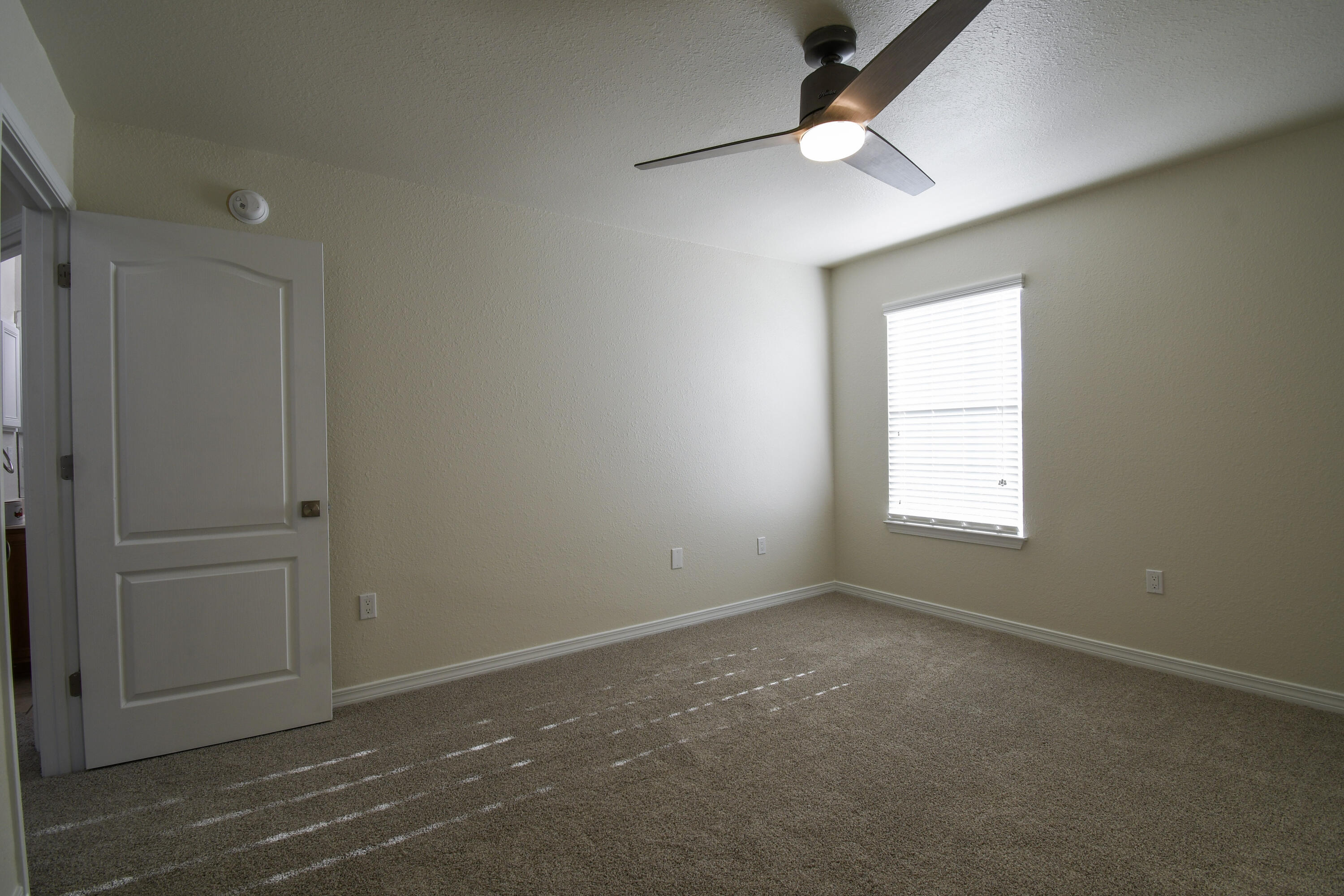 DRIFTWOOD ESTATES - Residential Lease