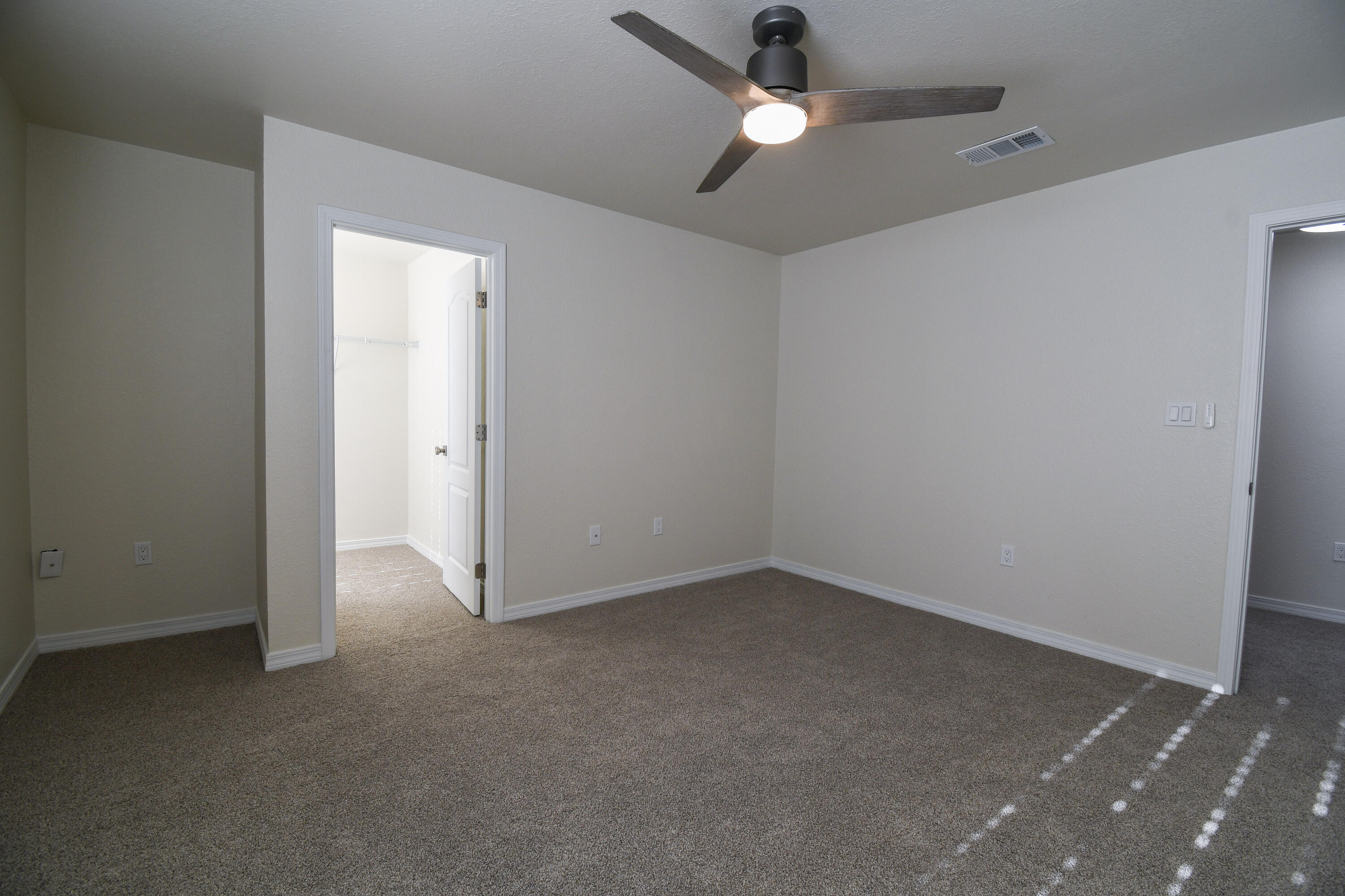 DRIFTWOOD ESTATES - Residential Lease