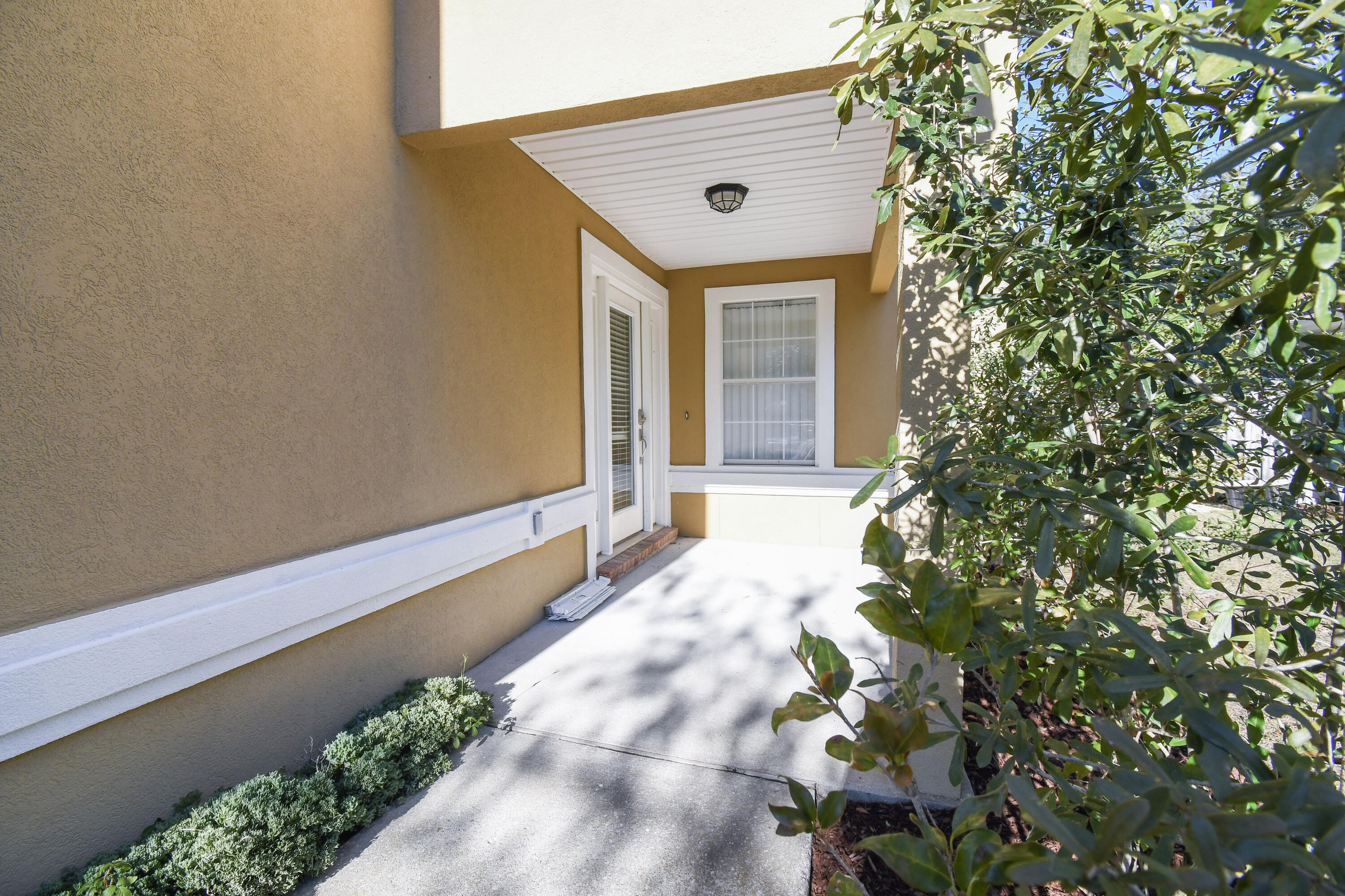 DRIFTWOOD ESTATES - Residential Lease