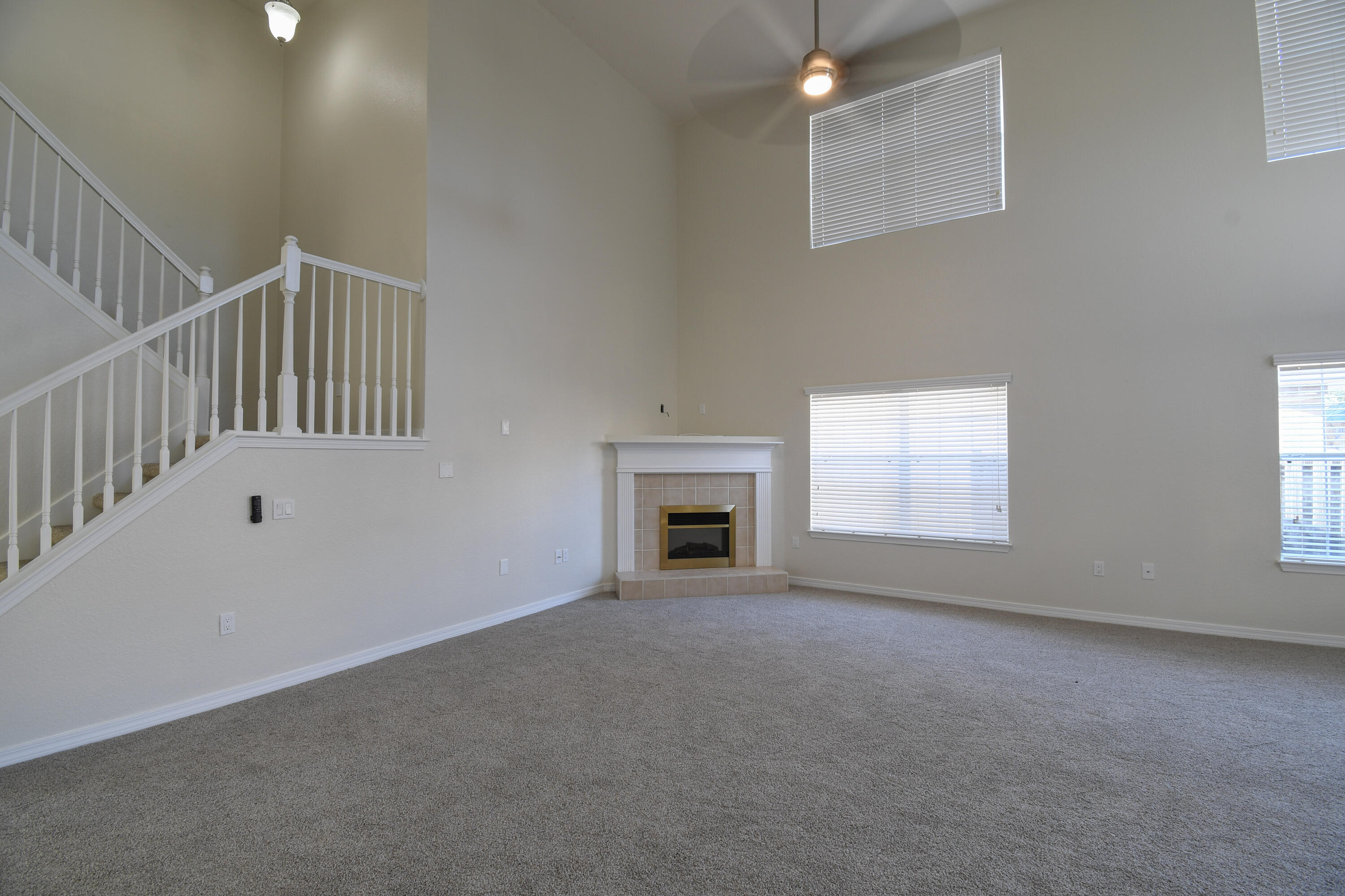 DRIFTWOOD ESTATES - Residential Lease