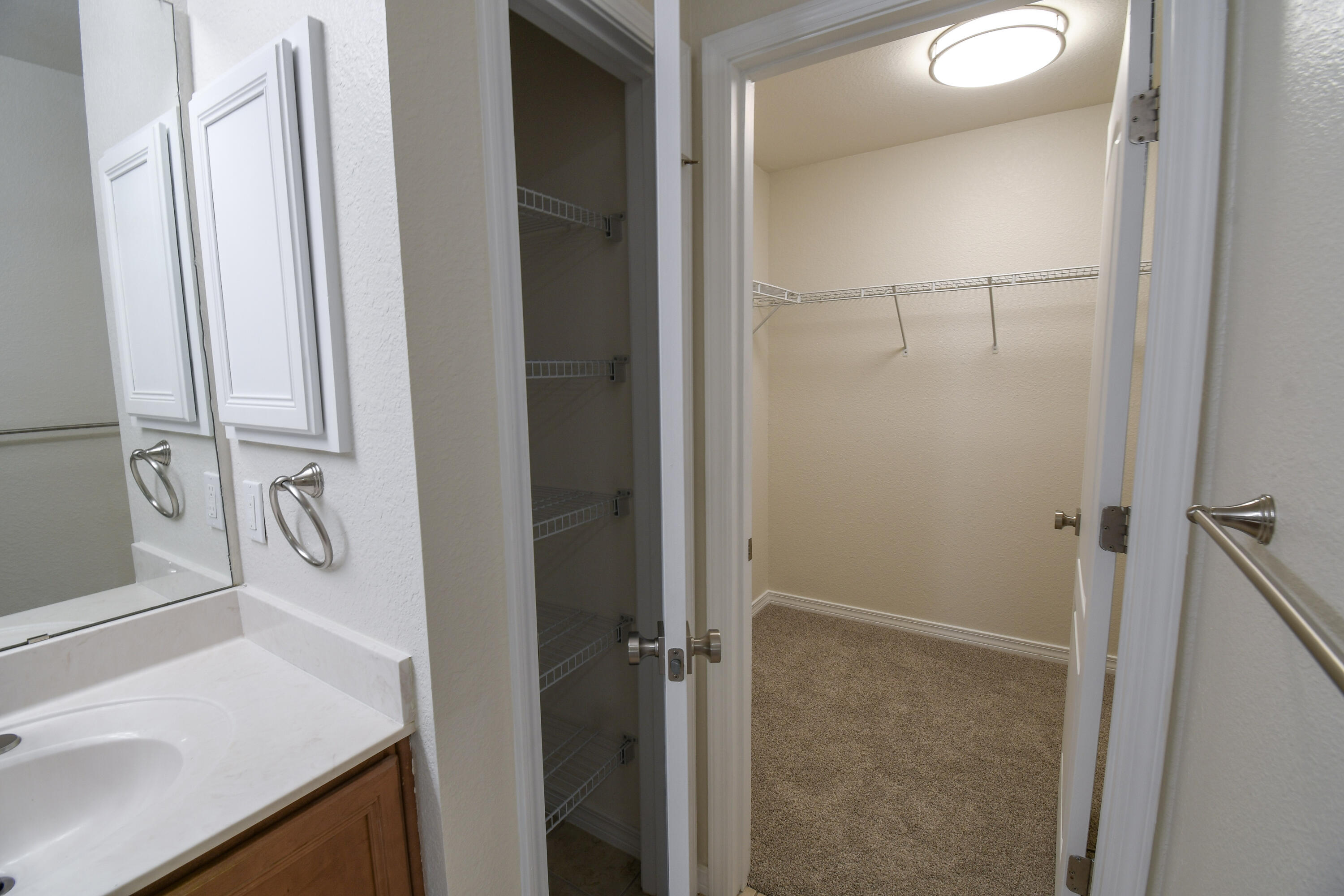 DRIFTWOOD ESTATES - Residential Lease