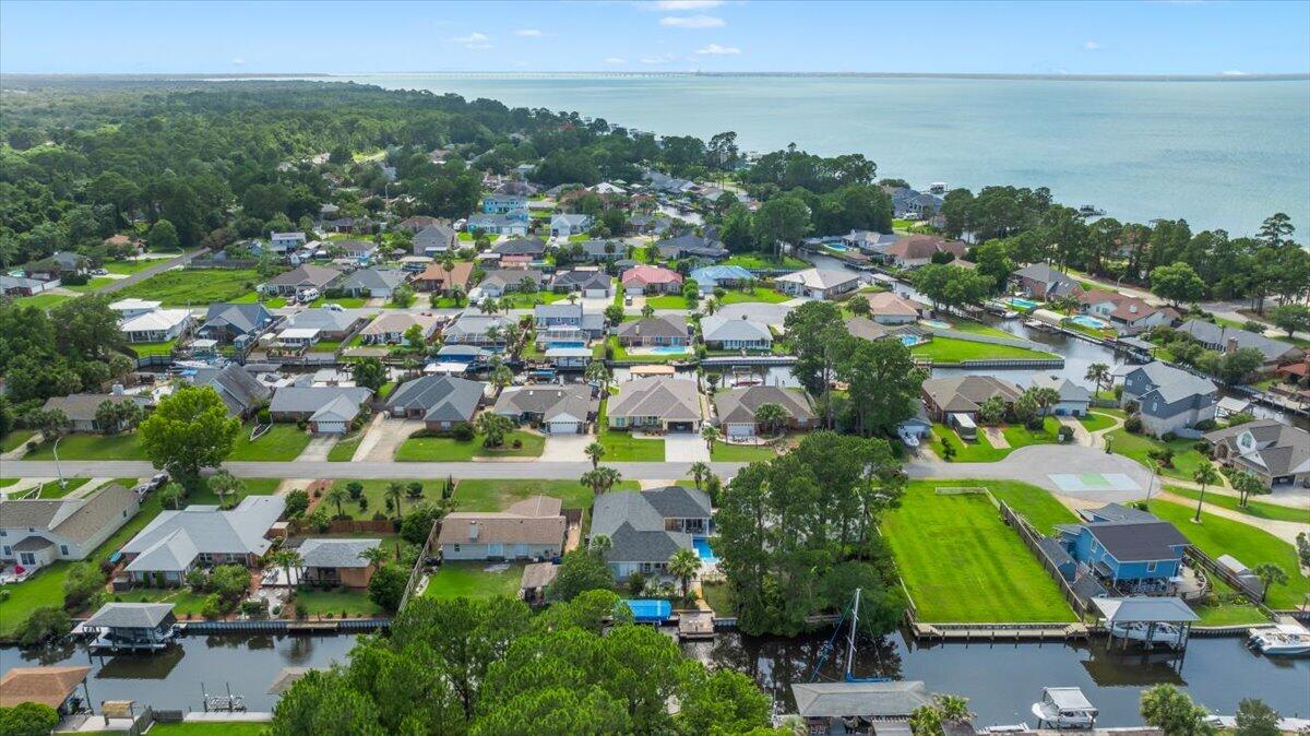 POLYNESIAN ISLANDS - Residential