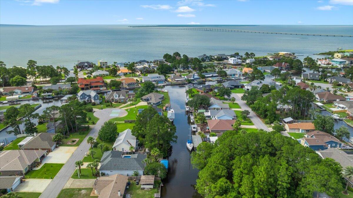 POLYNESIAN ISLANDS - Residential
