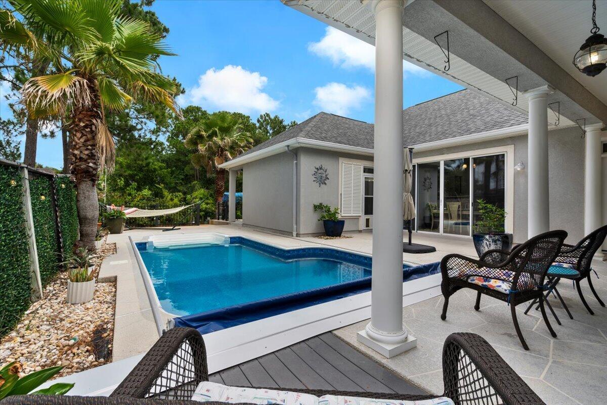 POLYNESIAN ISLANDS - Residential