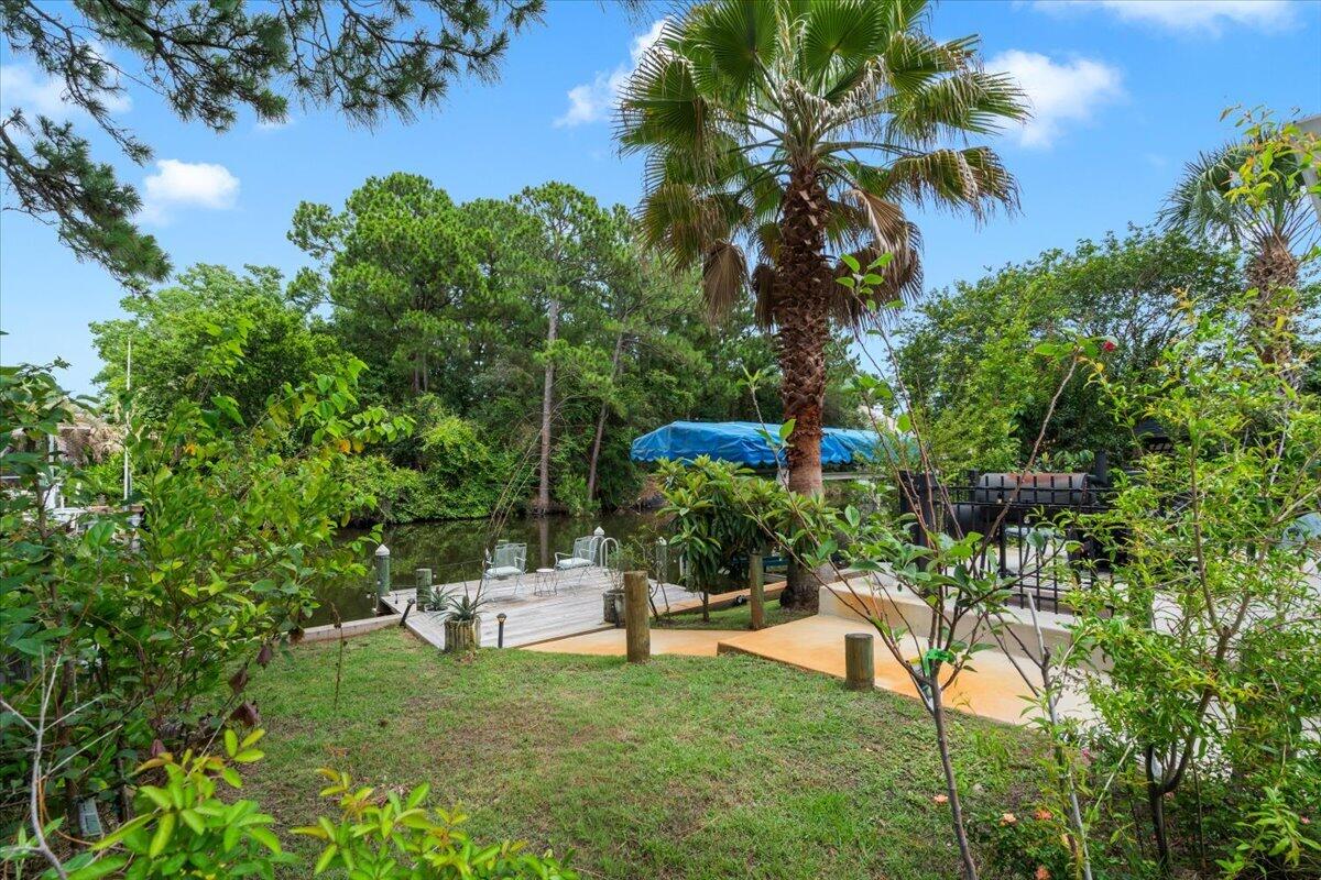 POLYNESIAN ISLANDS - Residential