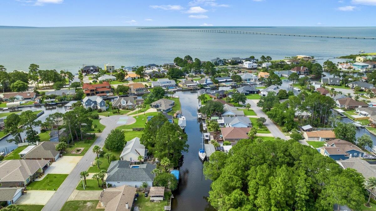 POLYNESIAN ISLANDS - Residential
