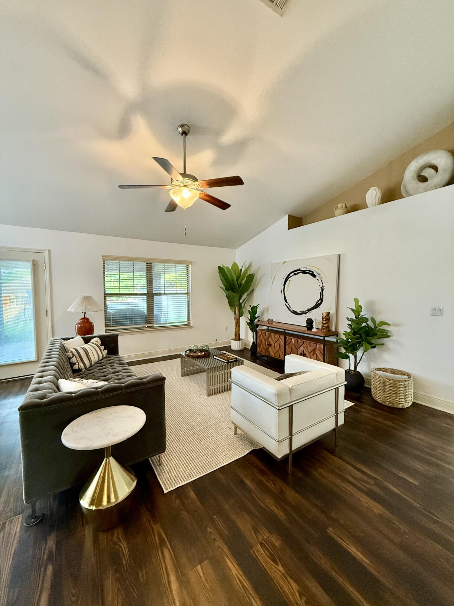 THOUSAND OAKS - Residential