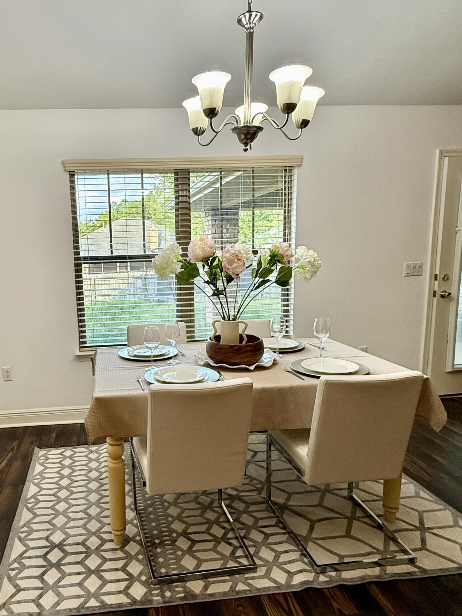 THOUSAND OAKS - Residential