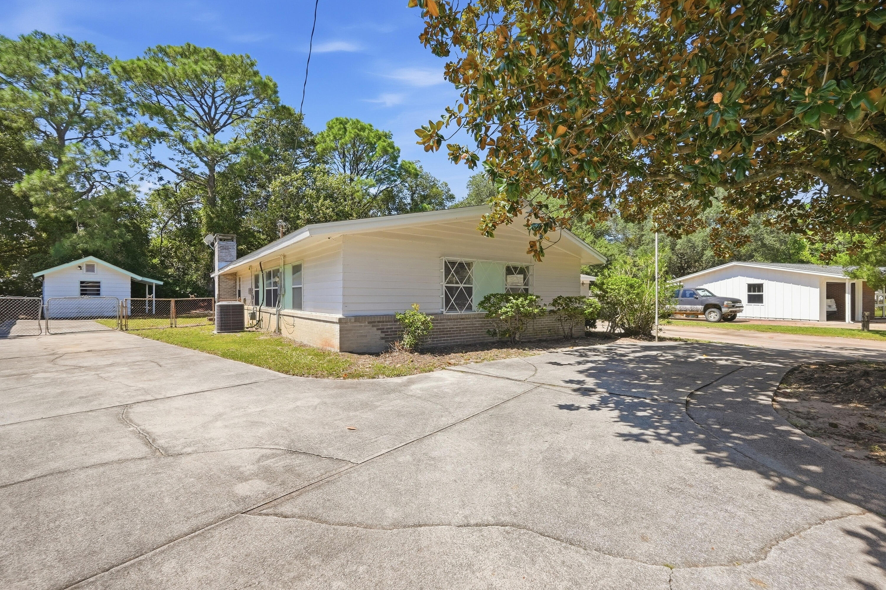 SANTASIA PARK 1ST ADDN - Residential Lease