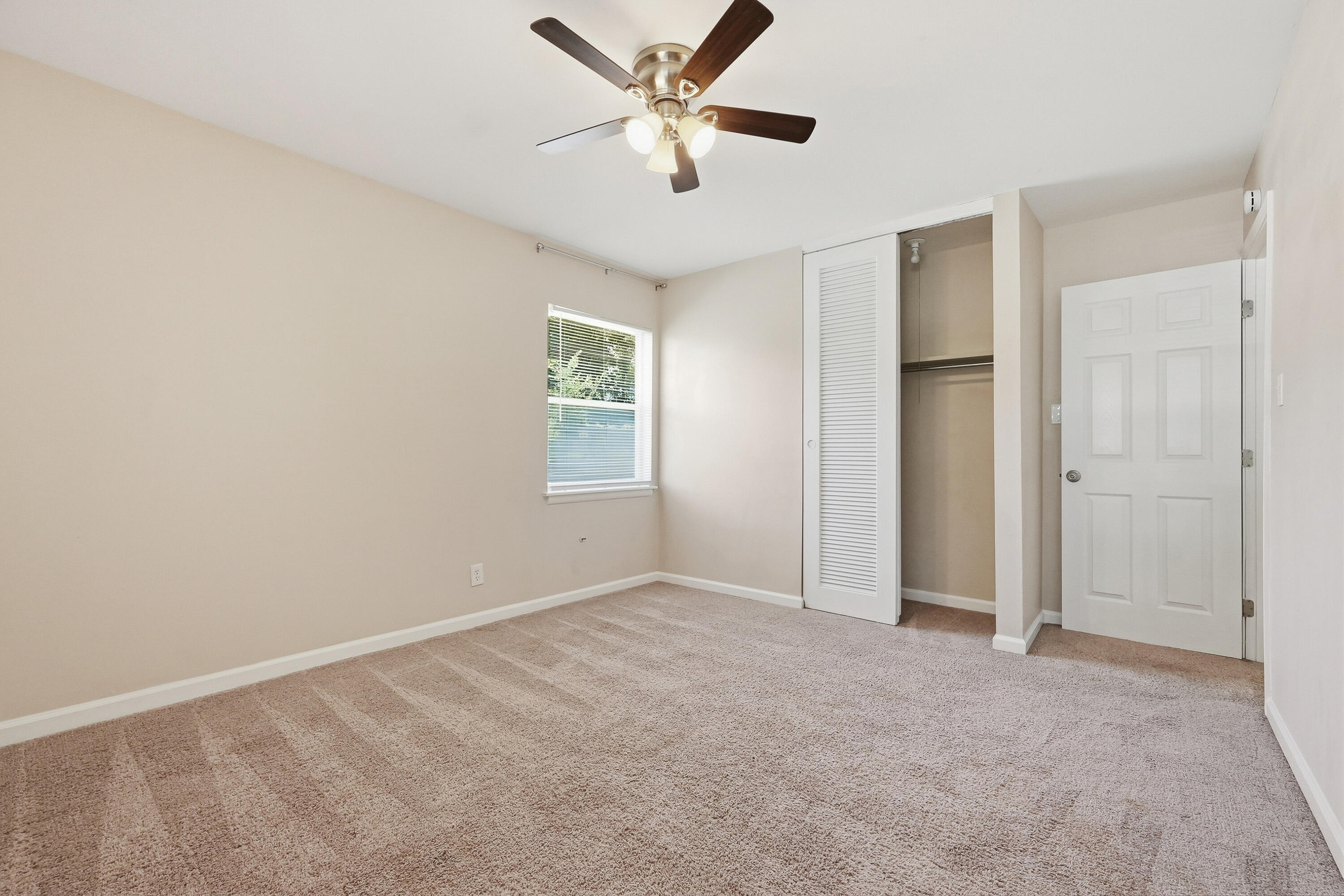 SANTASIA PARK 1ST ADDN - Residential Lease