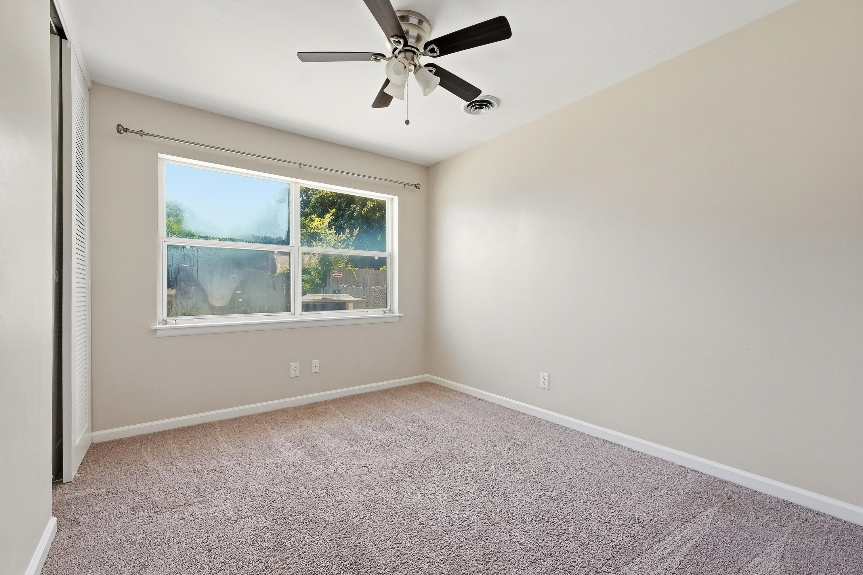 SANTASIA PARK 1ST ADDN - Residential Lease