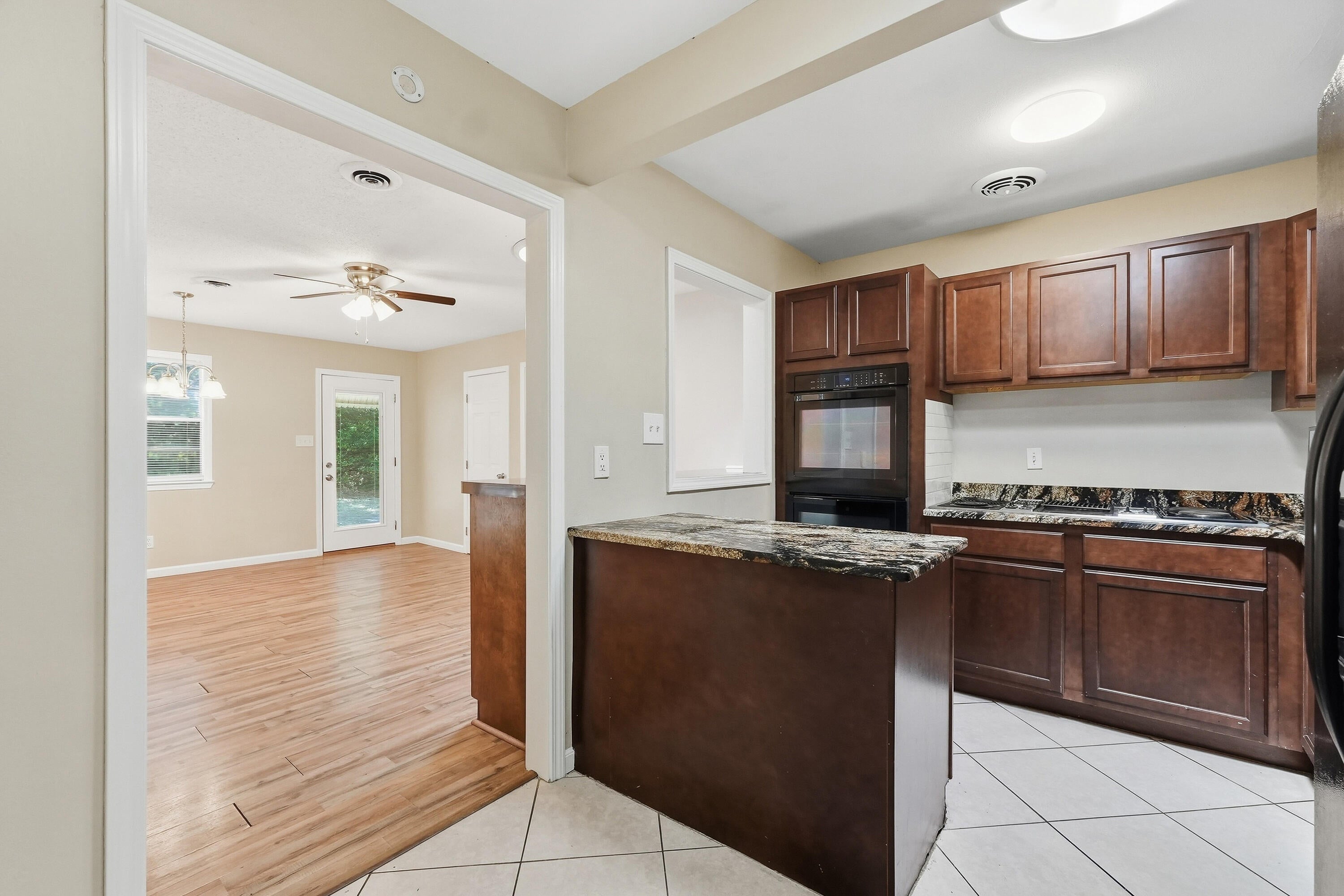 SANTASIA PARK 1ST ADDN - Residential Lease