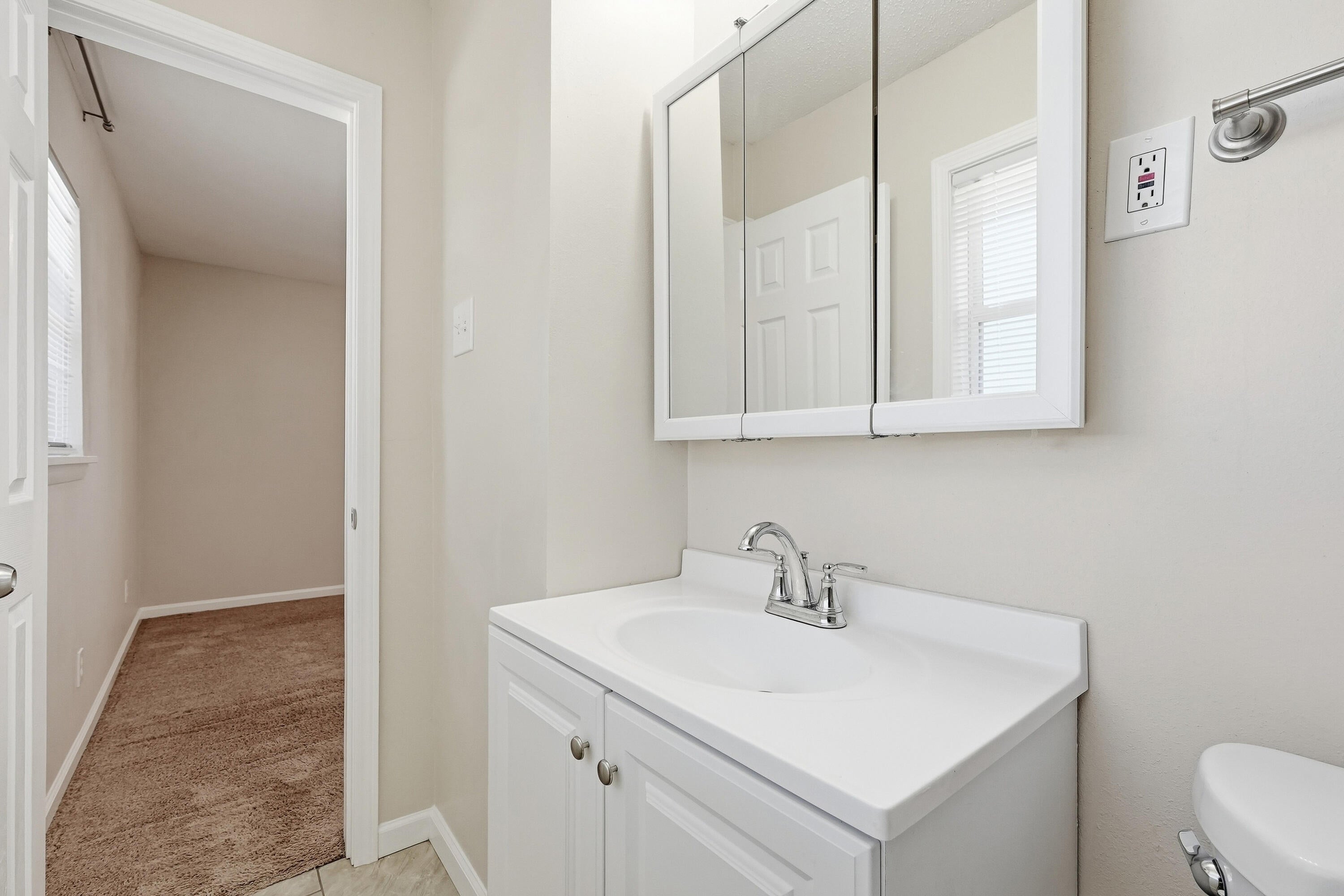 SANTASIA PARK 1ST ADDN - Residential Lease