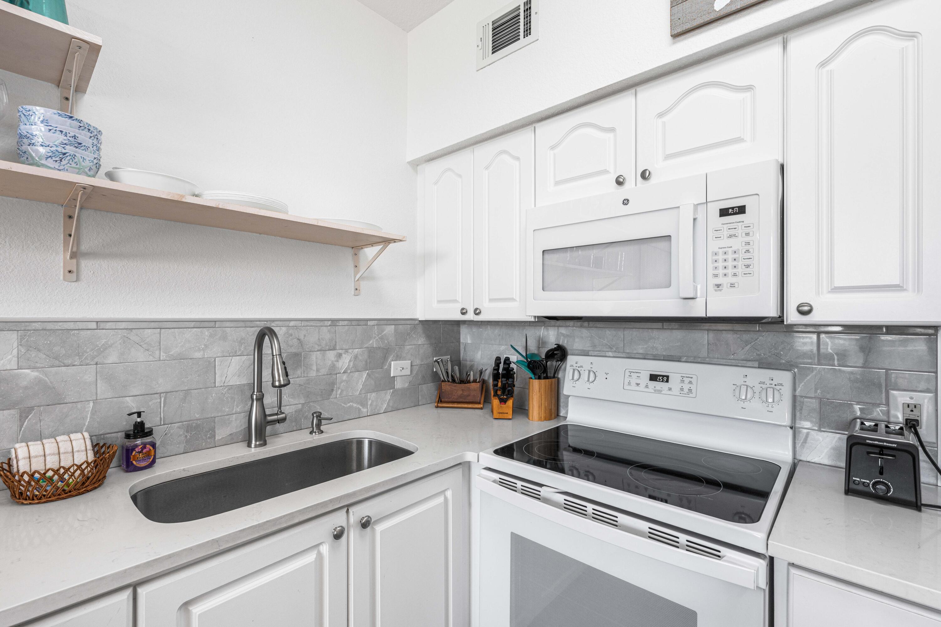 GULF PLACE CABANAS CONDO - Residential