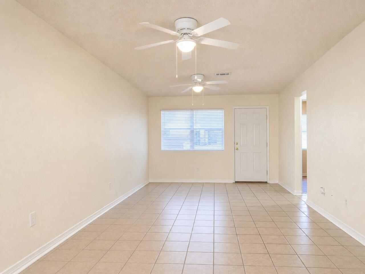 WELLINGTON MANOR - Residential Lease