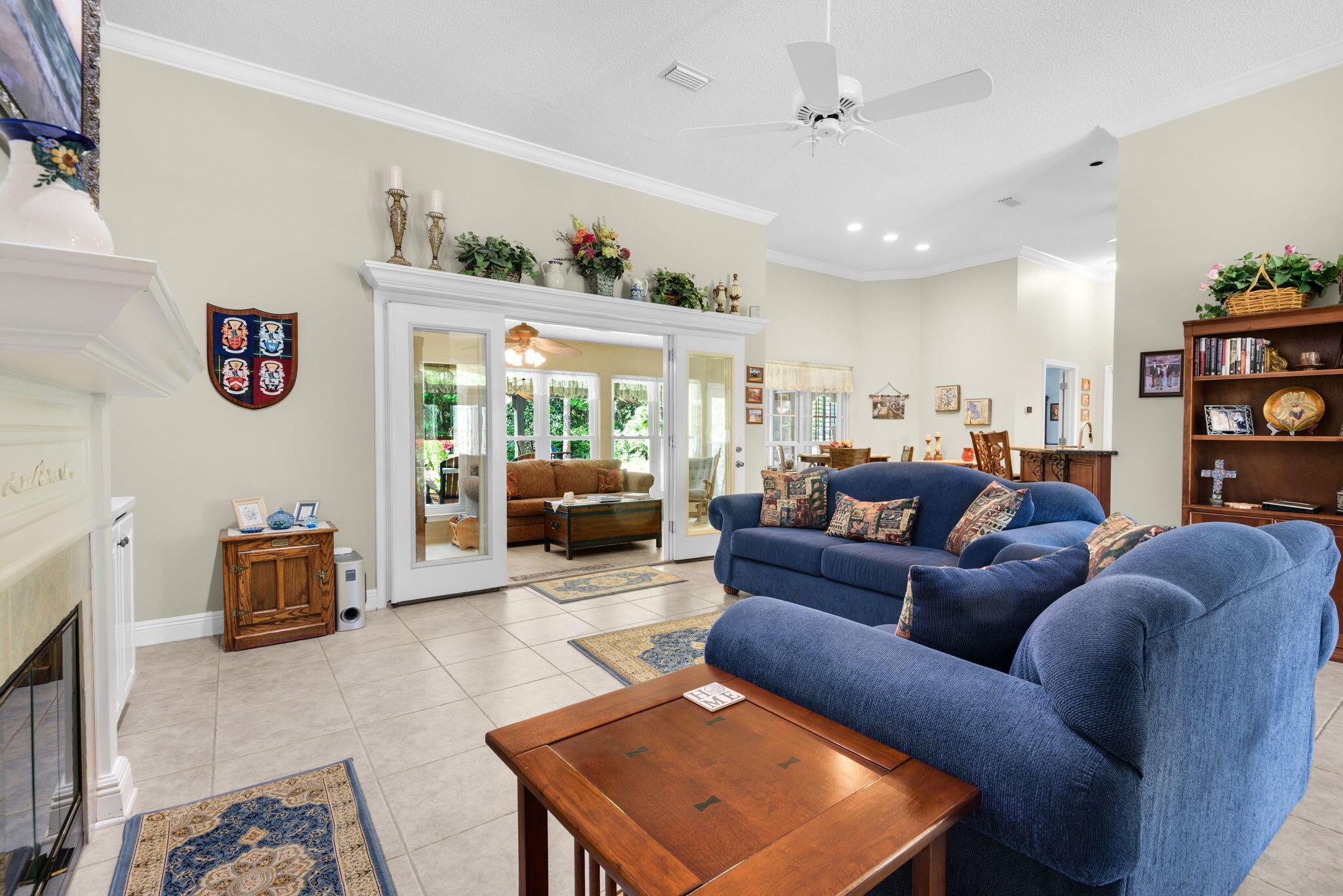 DANA POINTE - Residential