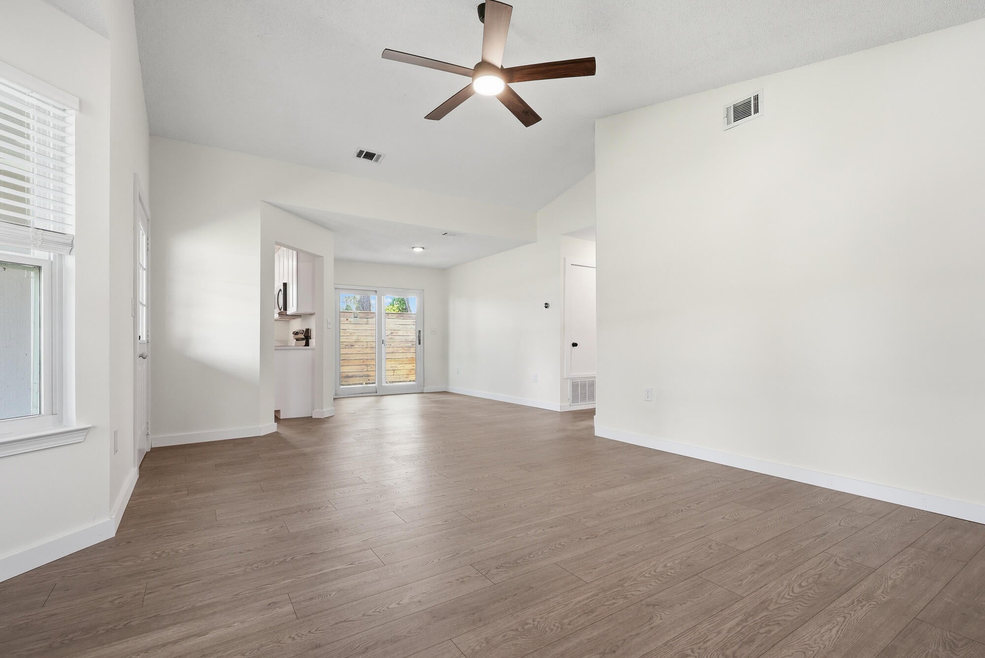 WYNNEHAVEN BEACH ESTATES 1ST ADDN - Residential