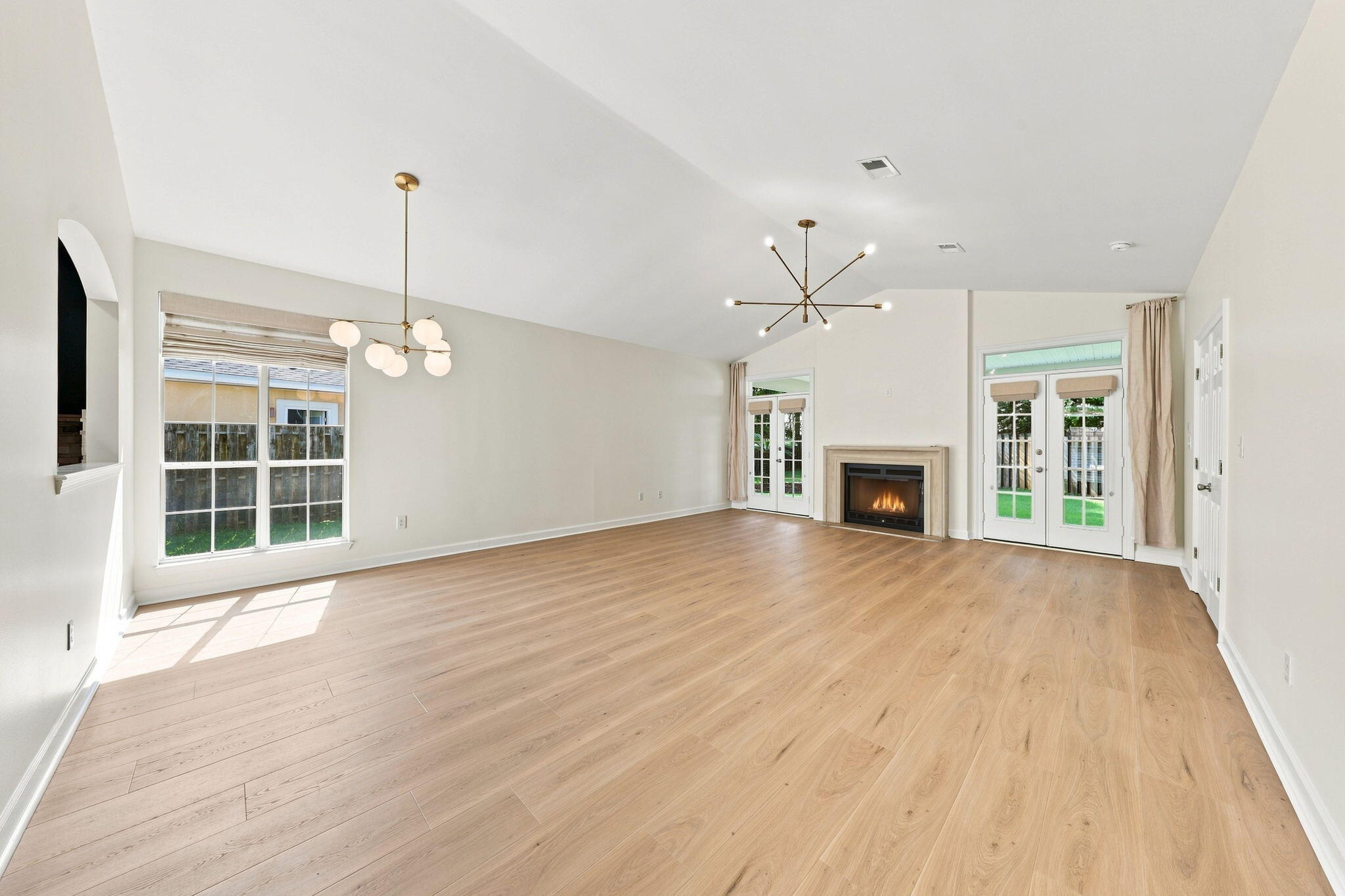 BAYSIDE - Residential
