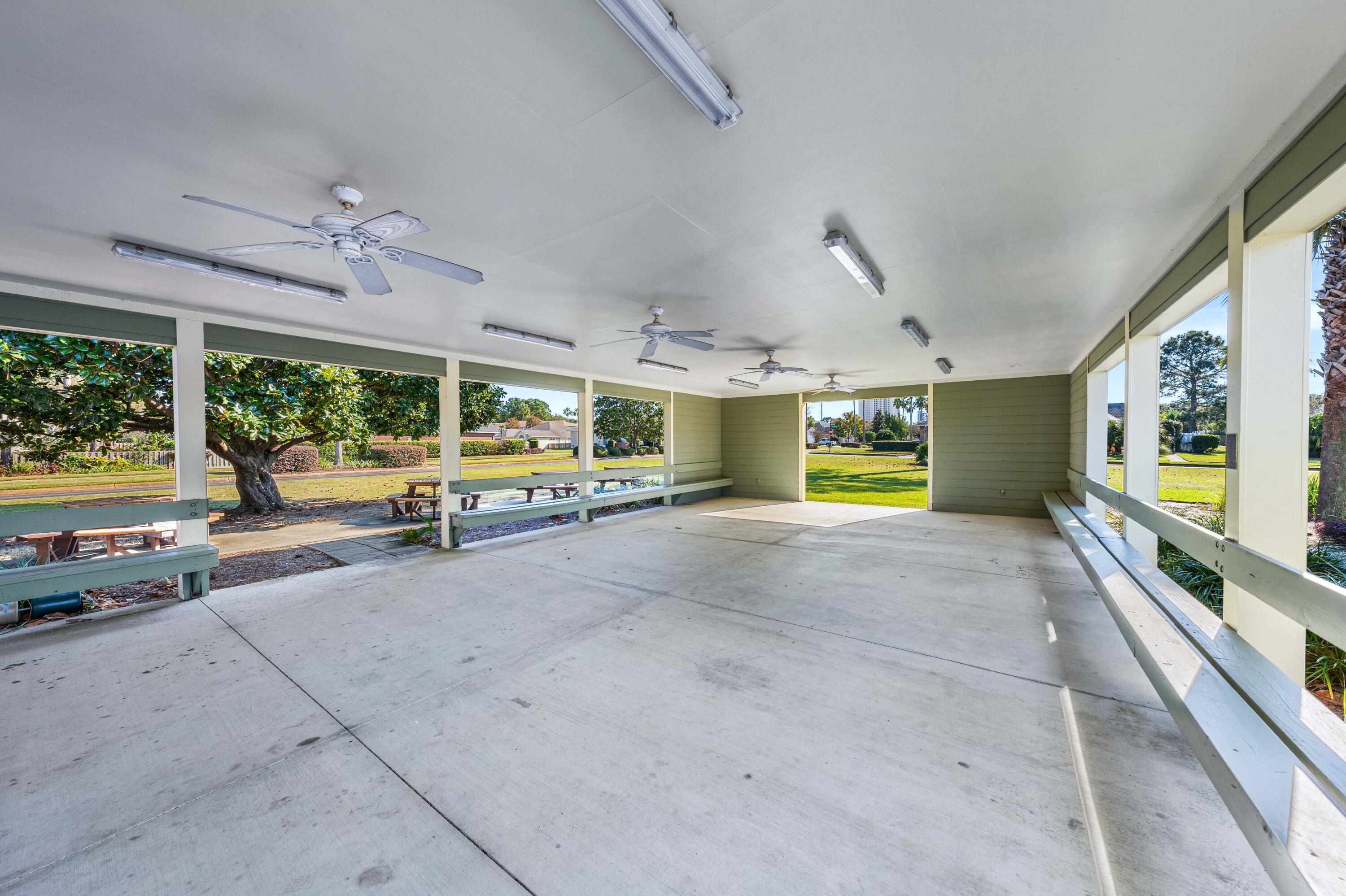 BAYSIDE - Residential