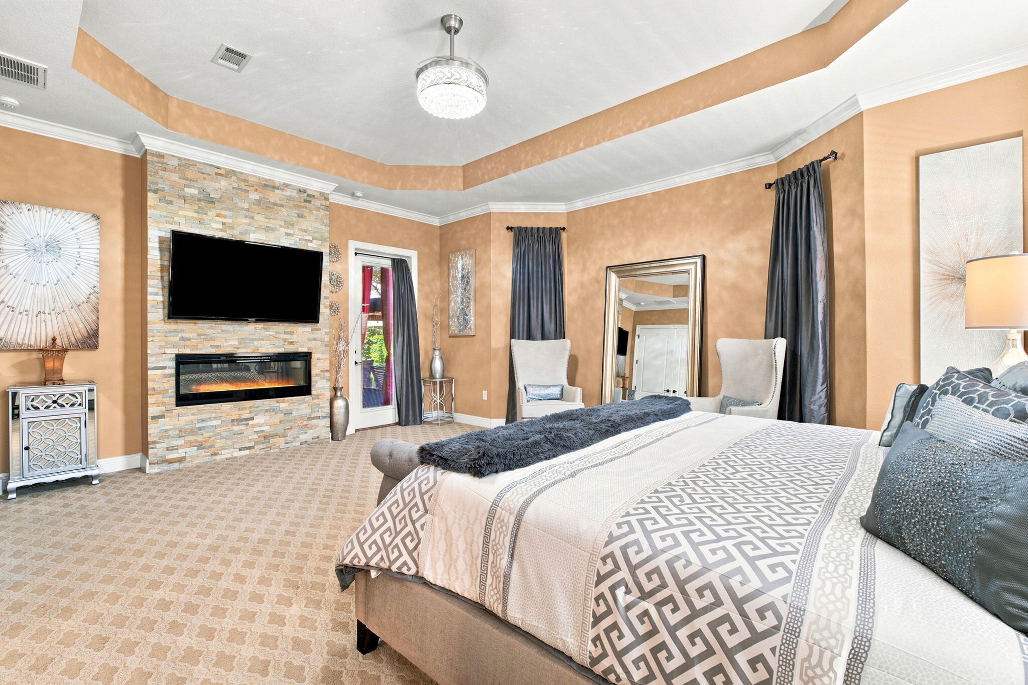 LA FONTAINE PHASE II - Residential