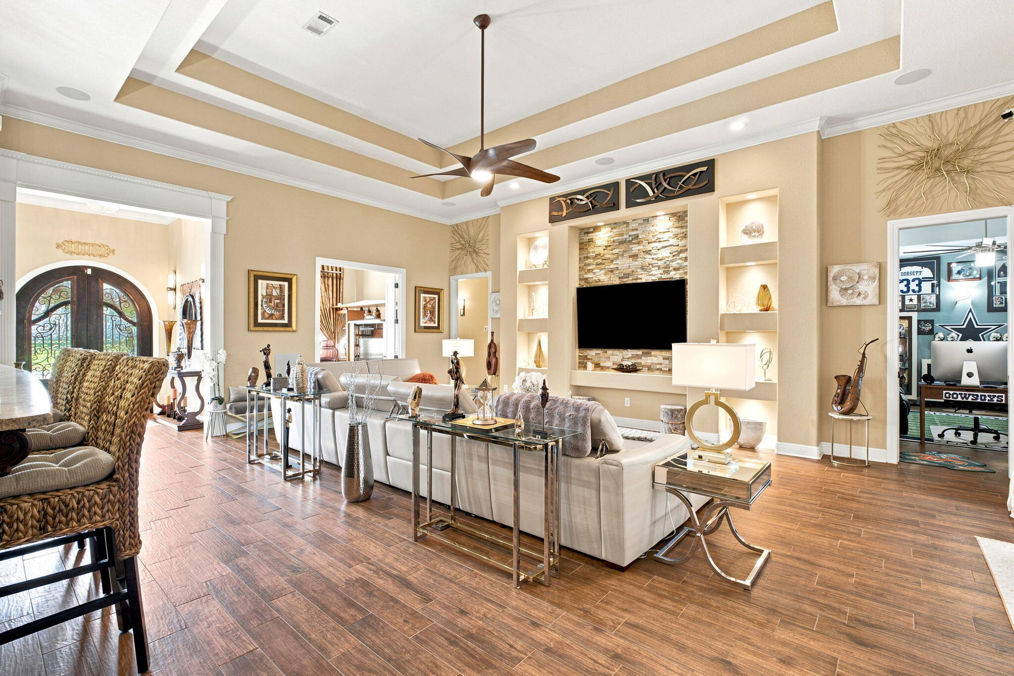 LA FONTAINE PHASE II - Residential