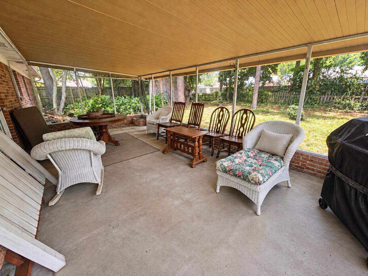 NICEVILLE PINES - Residential