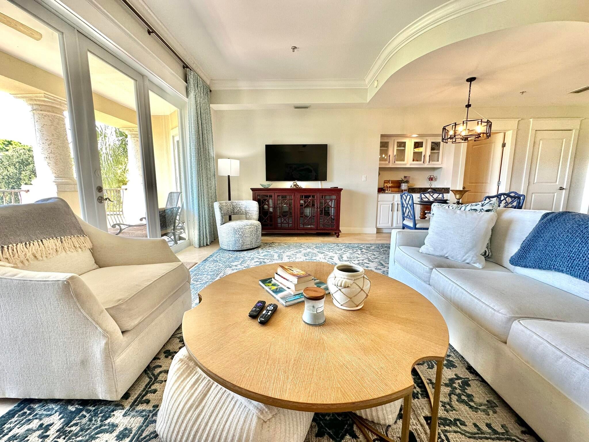 PINE RIDGE VILLAS - Residential