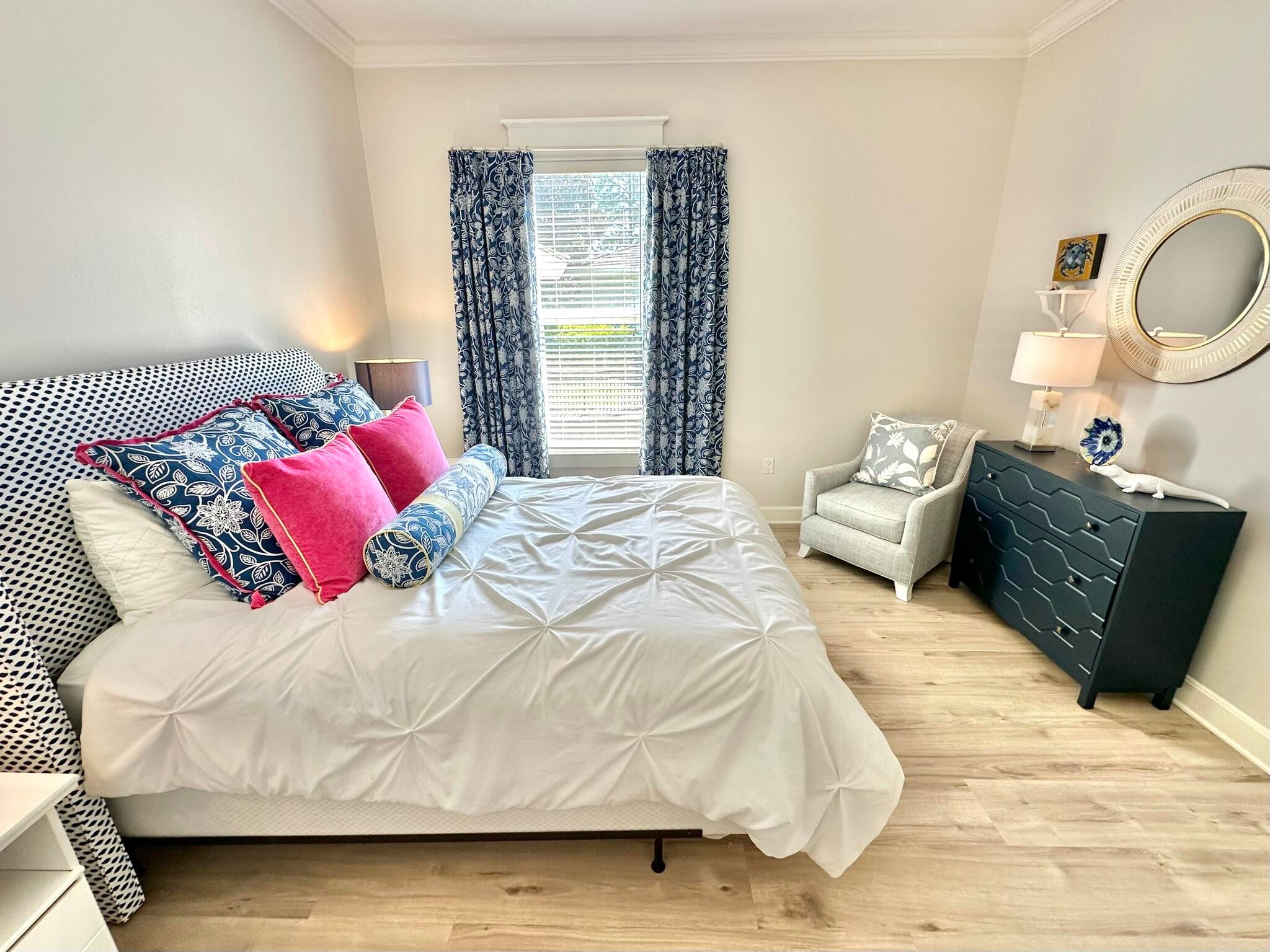 PINE RIDGE VILLAS - Residential