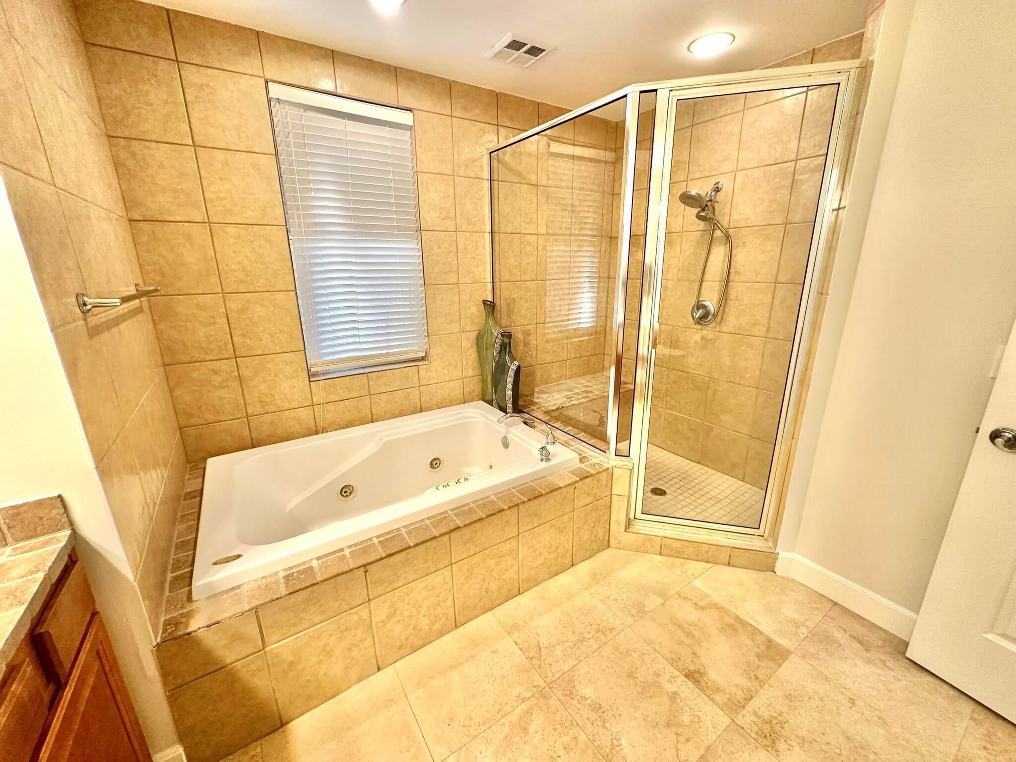 PINE RIDGE VILLAS - Residential