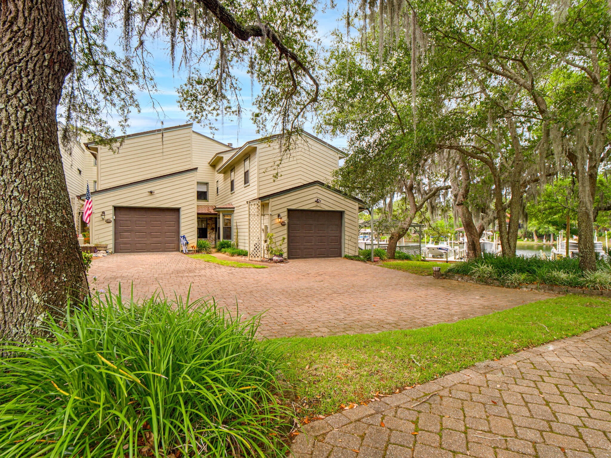 KIDD BAYOU OAKS - Residential
