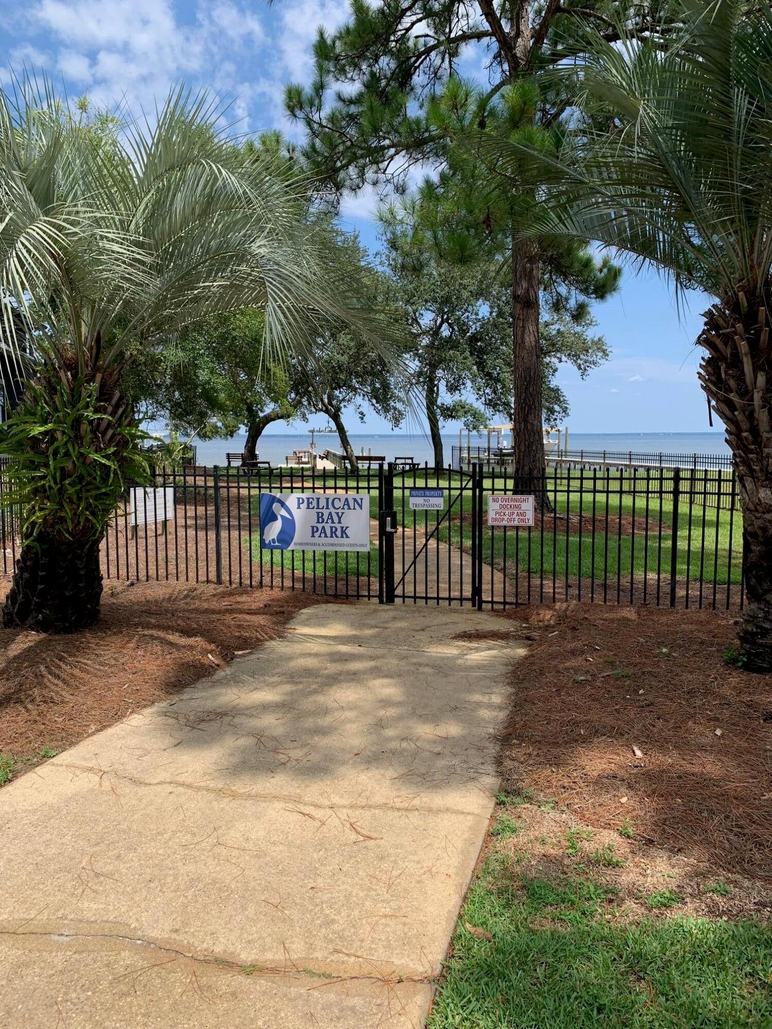 PELICAN BAY S/D - Land