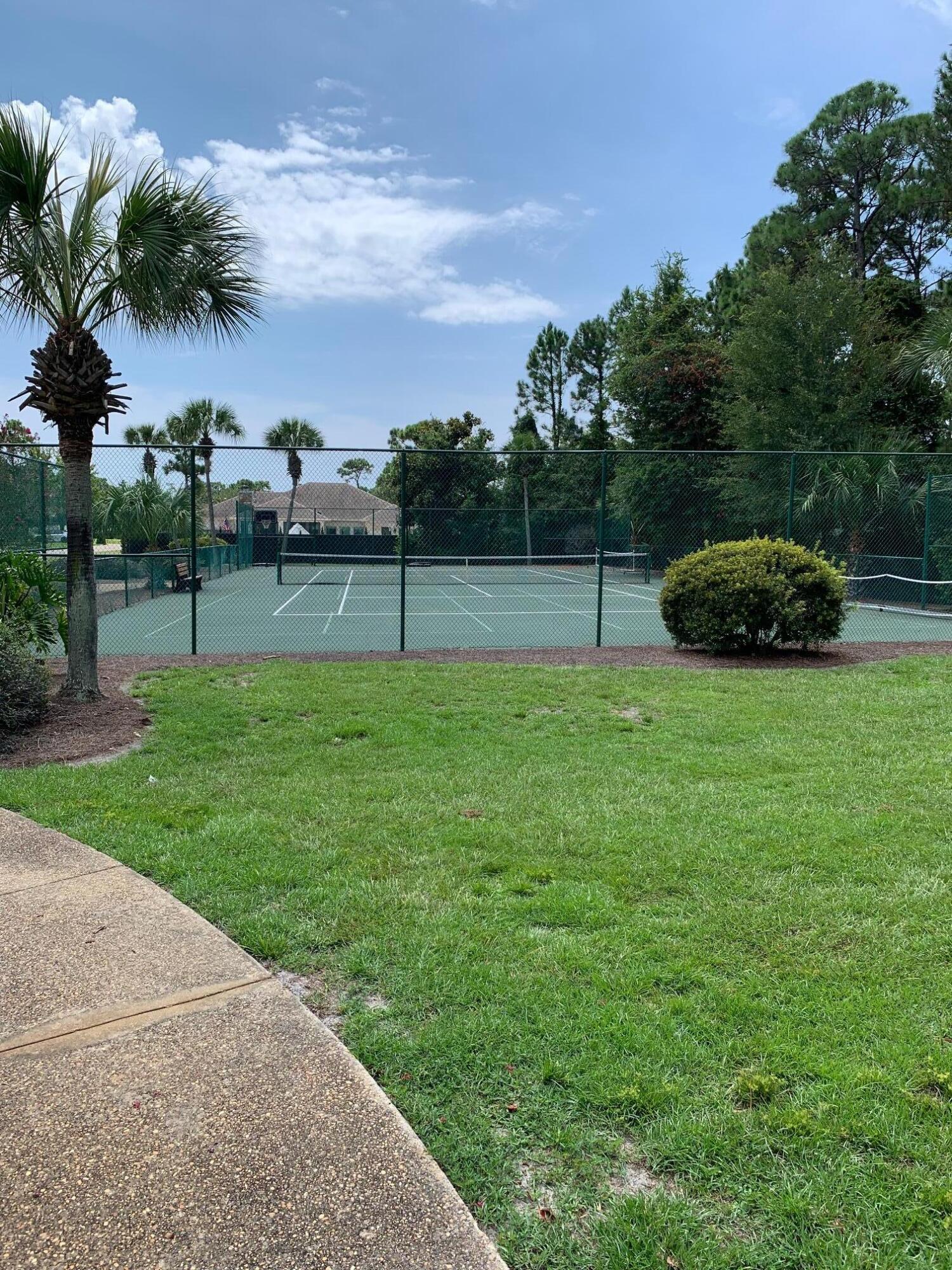 PELICAN BAY S/D - Land