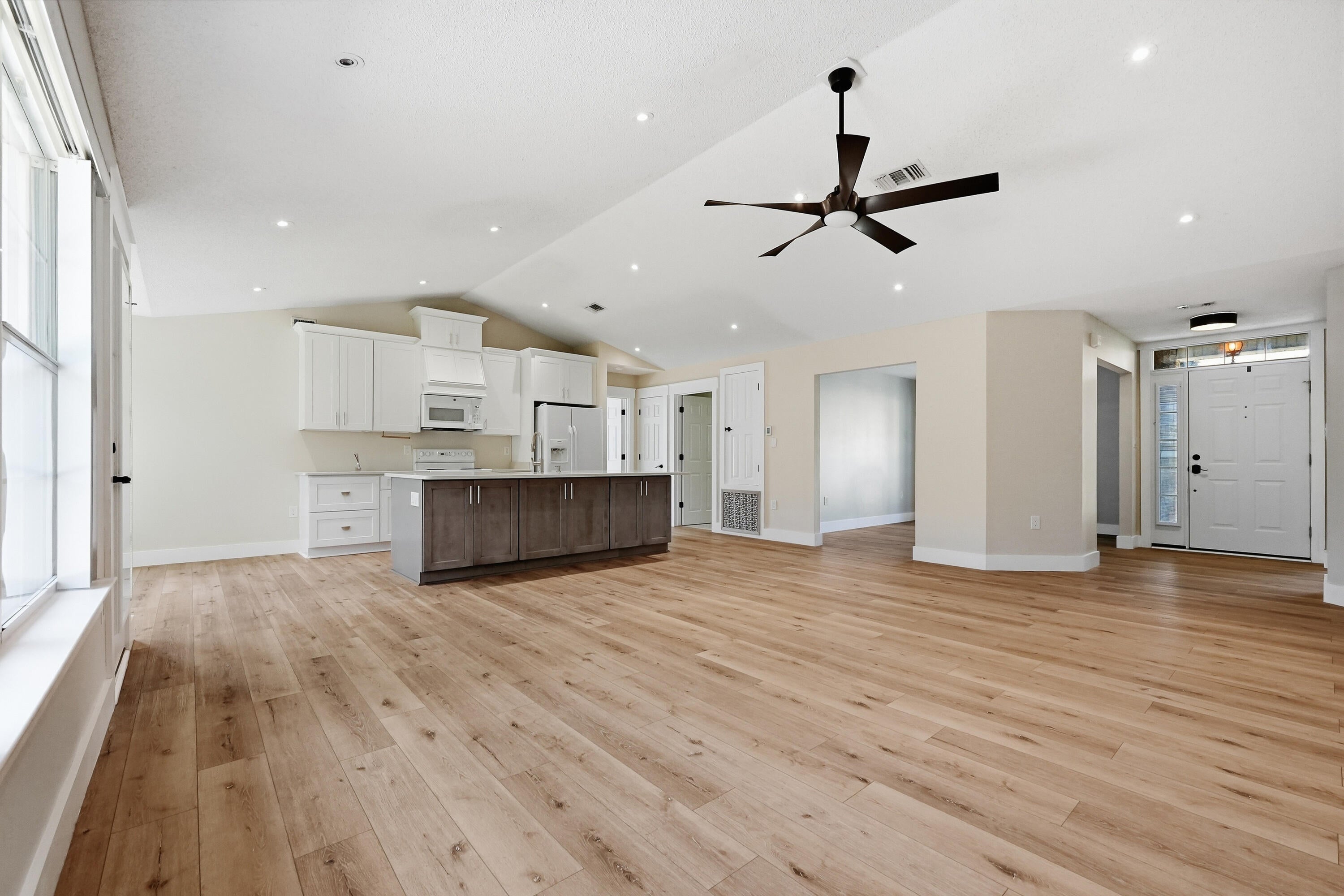 FOXWOOD ADDITION S/D - Residential Lease