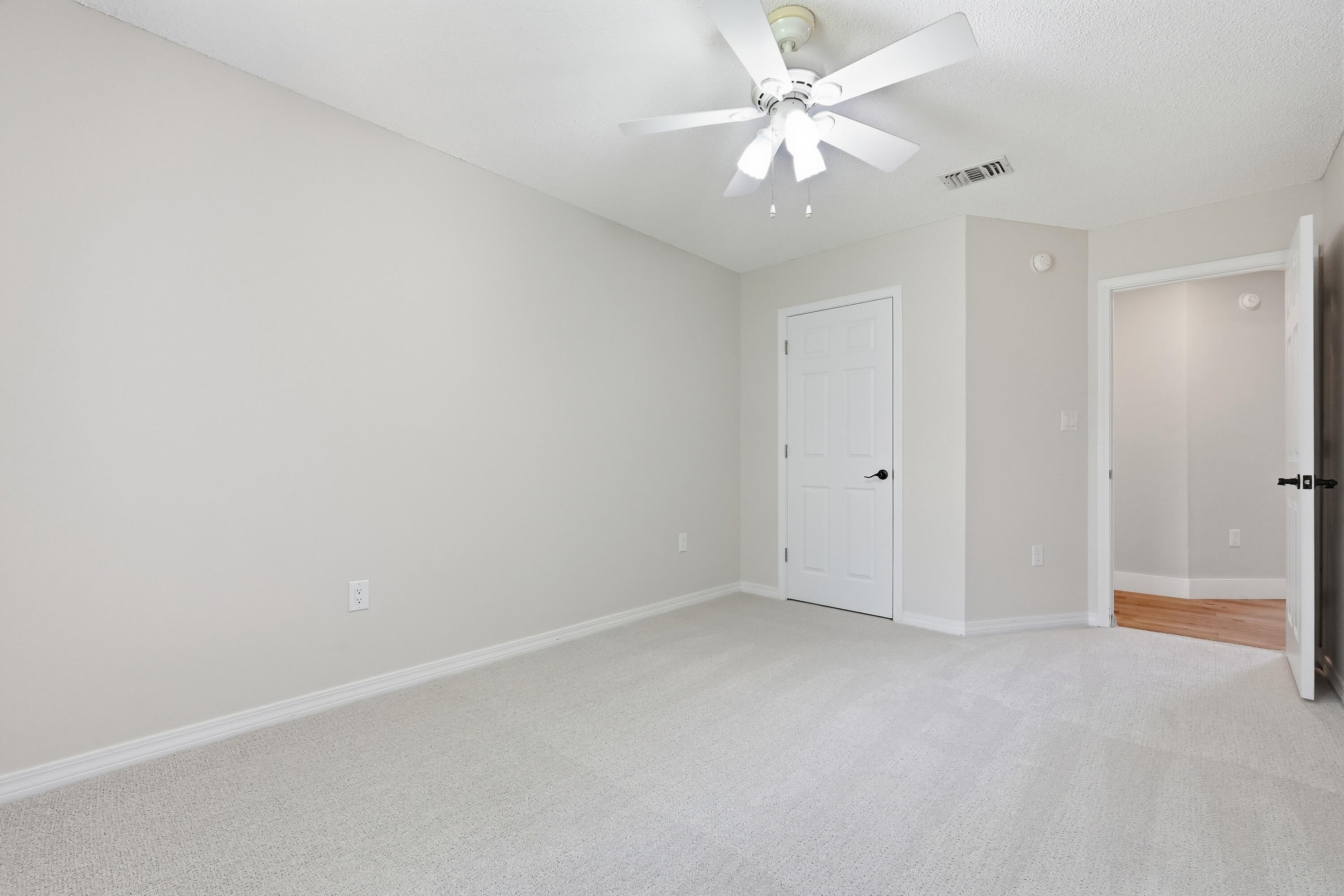 FOXWOOD ADDITION S/D - Residential Lease