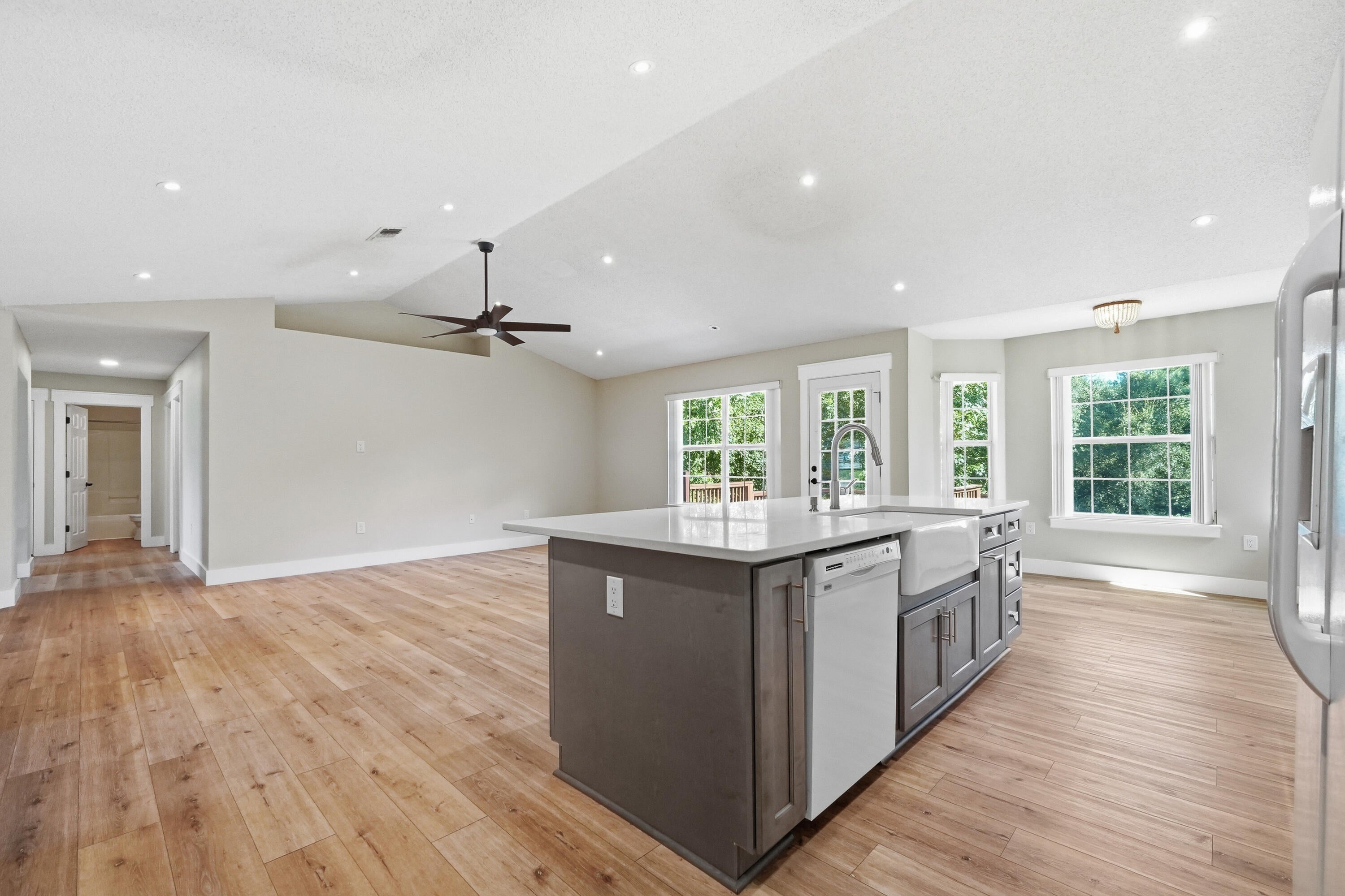 FOXWOOD ADDITION S/D - Residential Lease