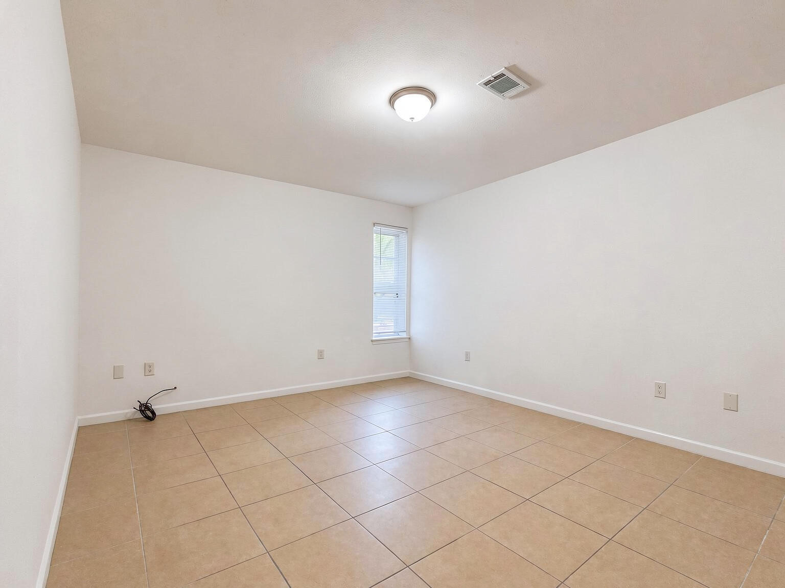 SPANISH VILLAS CONDO - Residential Lease