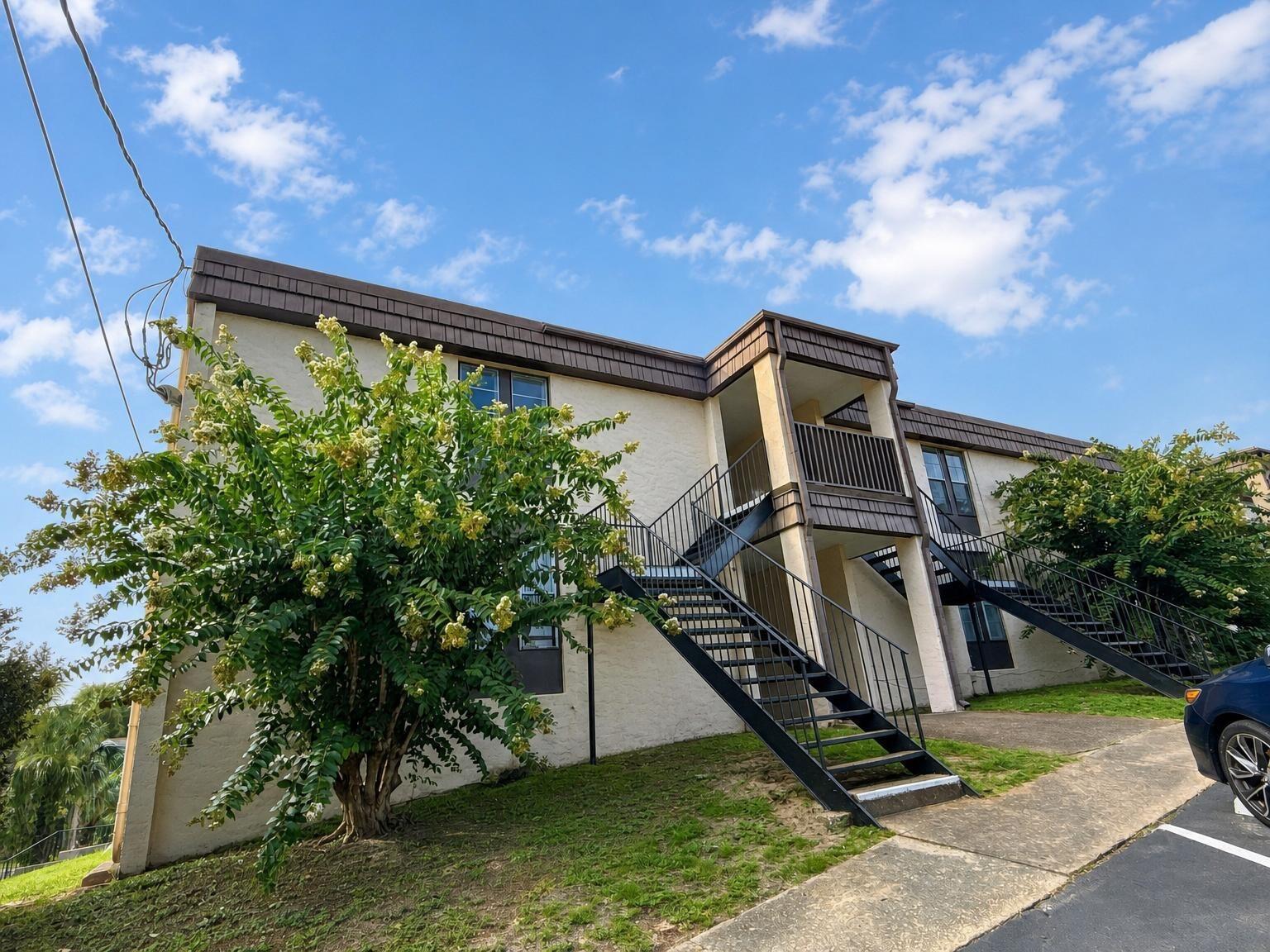 SPANISH VILLAS CONDO - Residential Lease