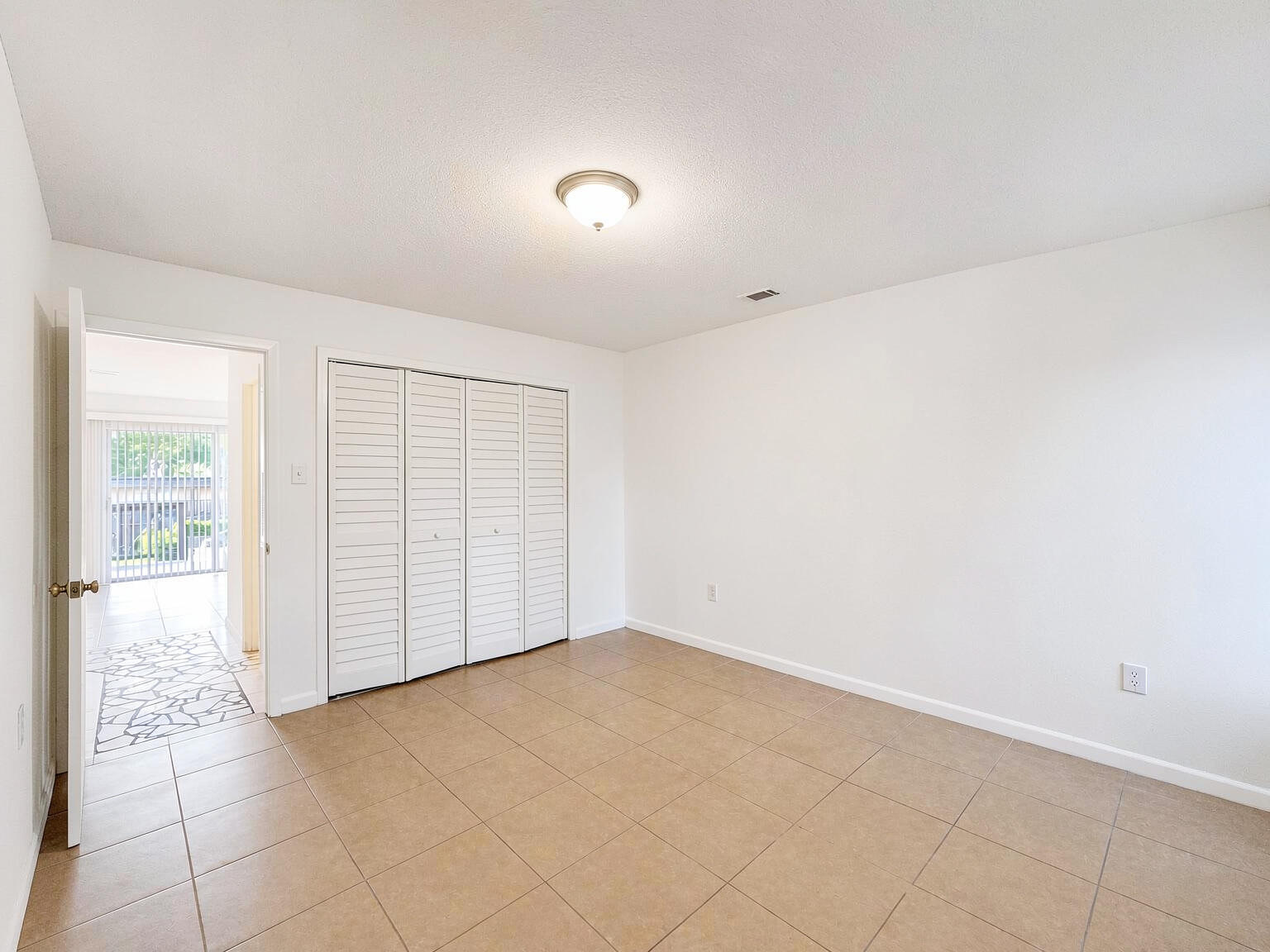 SPANISH VILLAS CONDO - Residential Lease