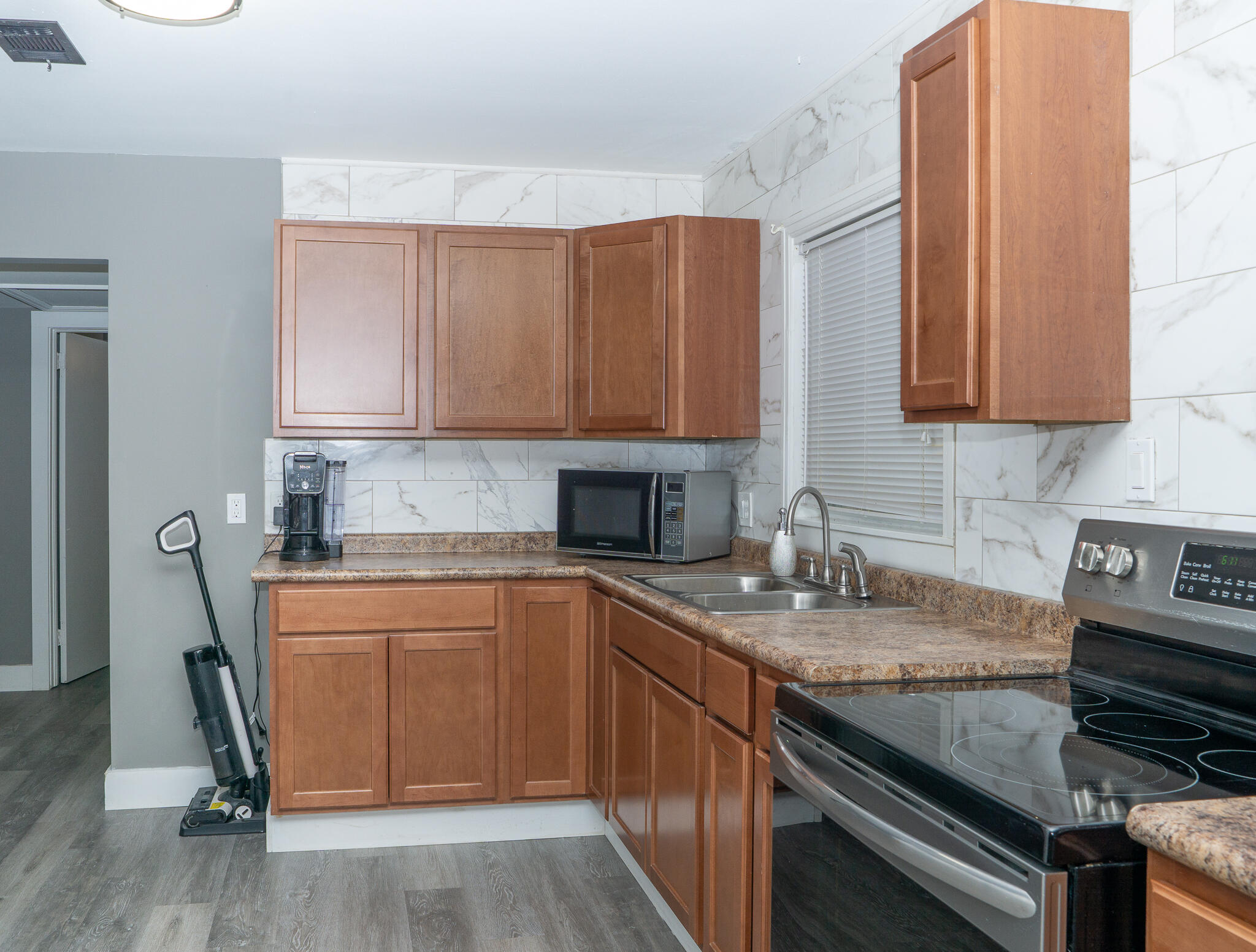 VESTA HEIGHTS 1ST ADDN - Residential