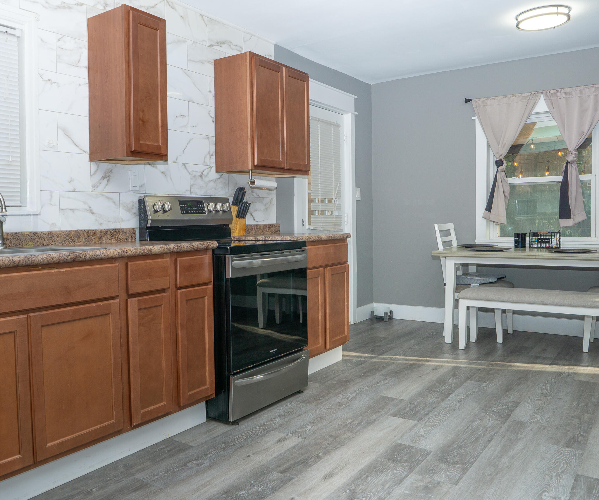 VESTA HEIGHTS 1ST ADDN - Residential