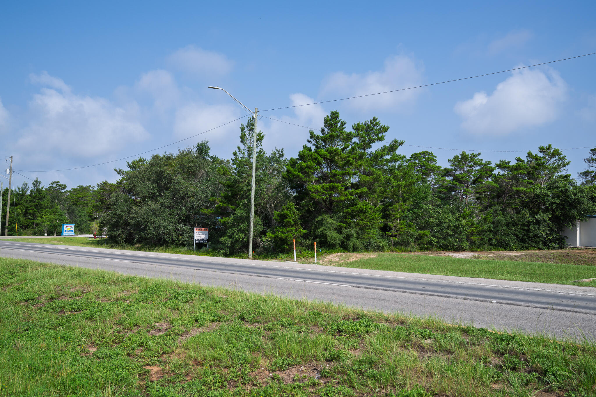 NO RECORDED SUBDIVISION - Land