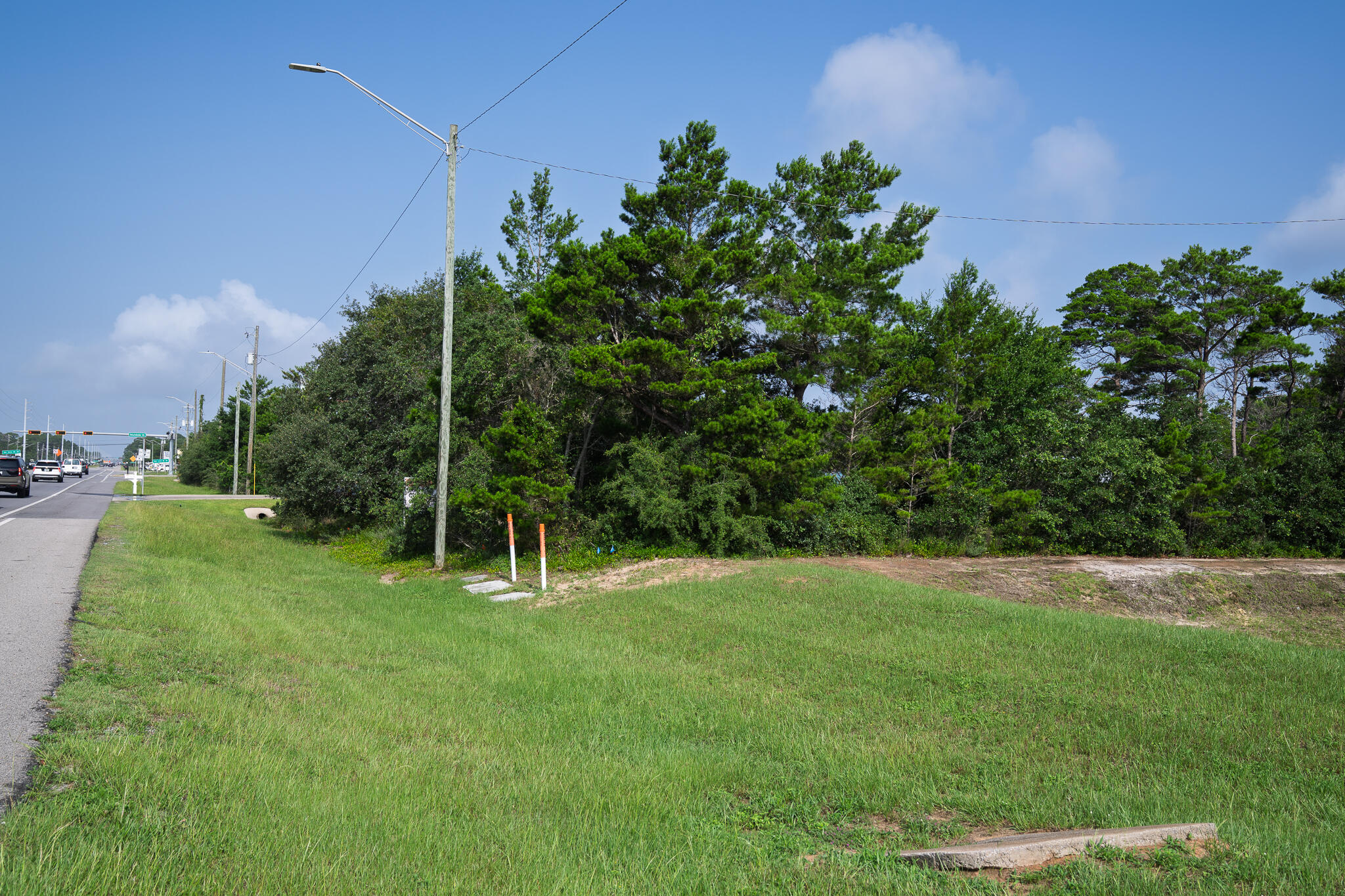 NO RECORDED SUBDIVISION - Land